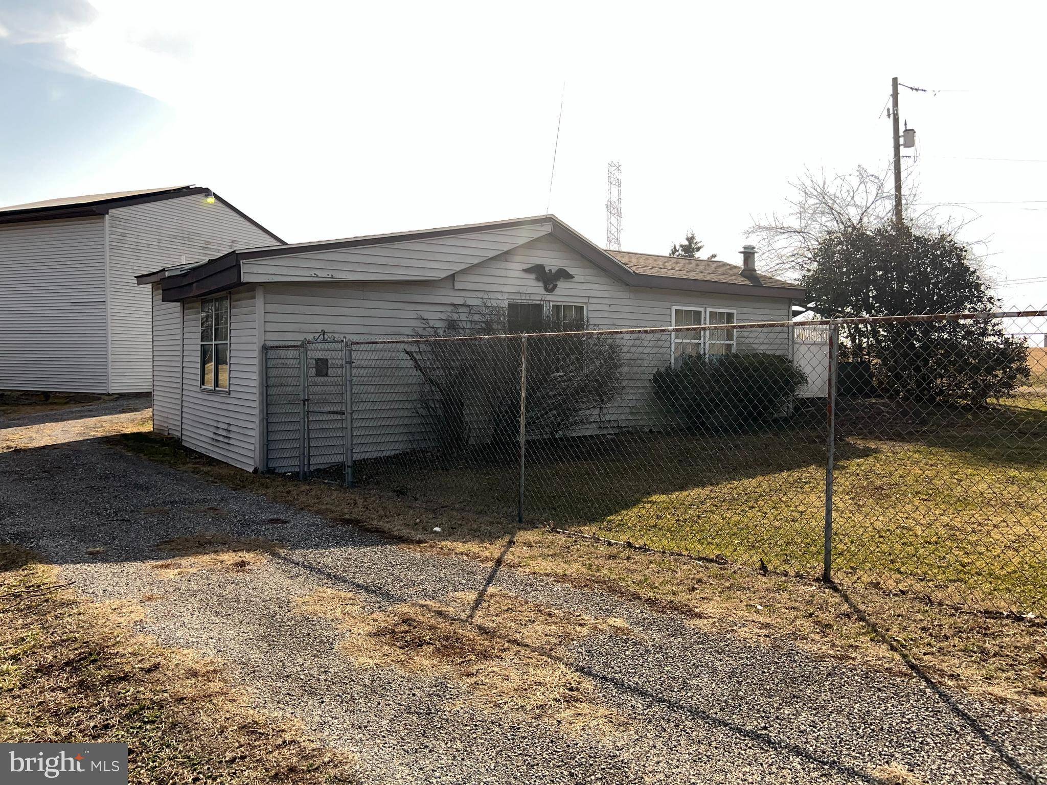 Carlisle, PA 17015,393 SHERWOOD DR