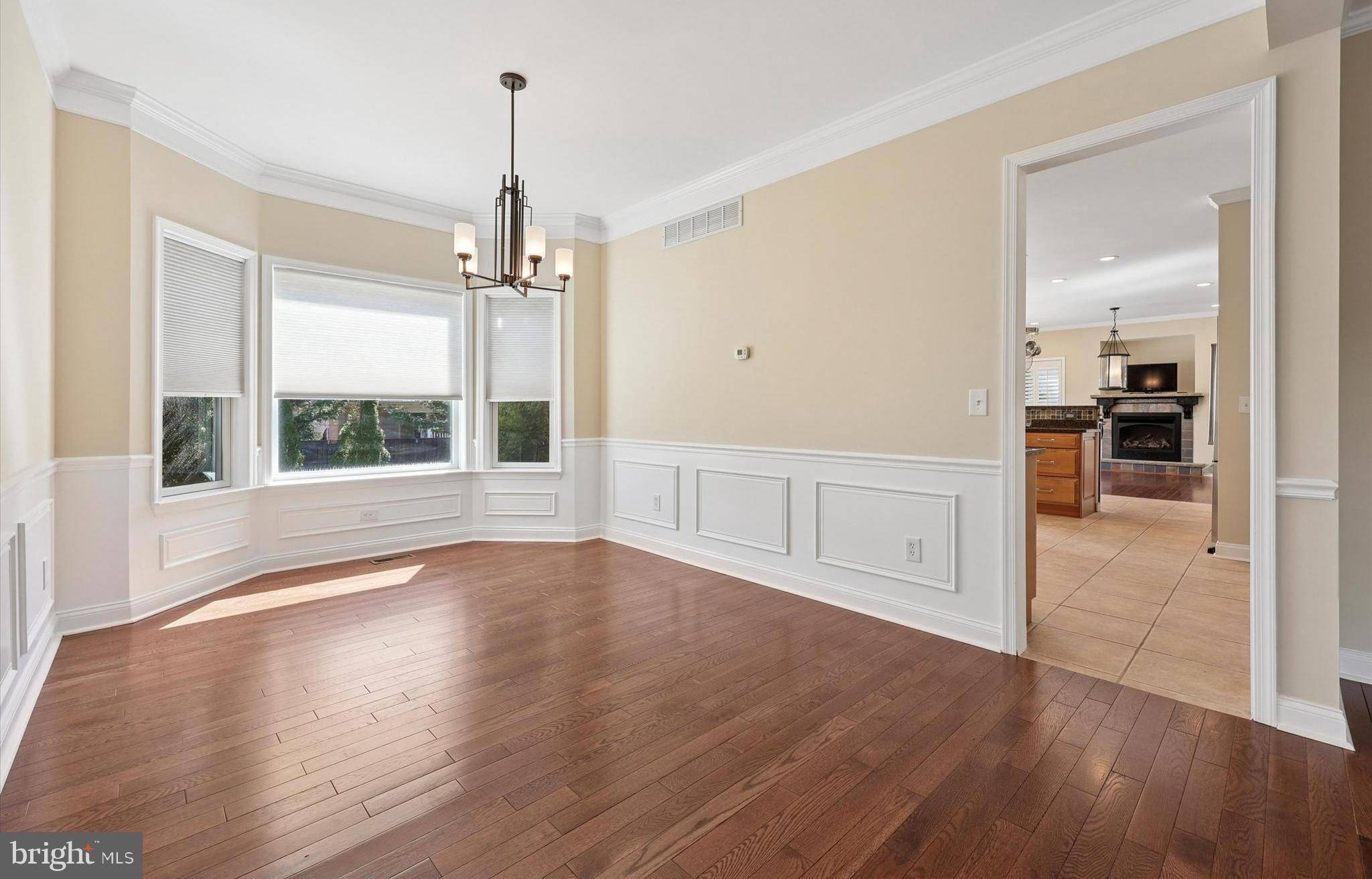 Philadelphia, PA 19128,653 KEELY CT #A