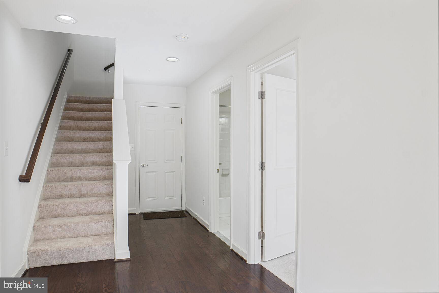 Lanham, MD 20706,7407 WOOD MEADOW WAY
