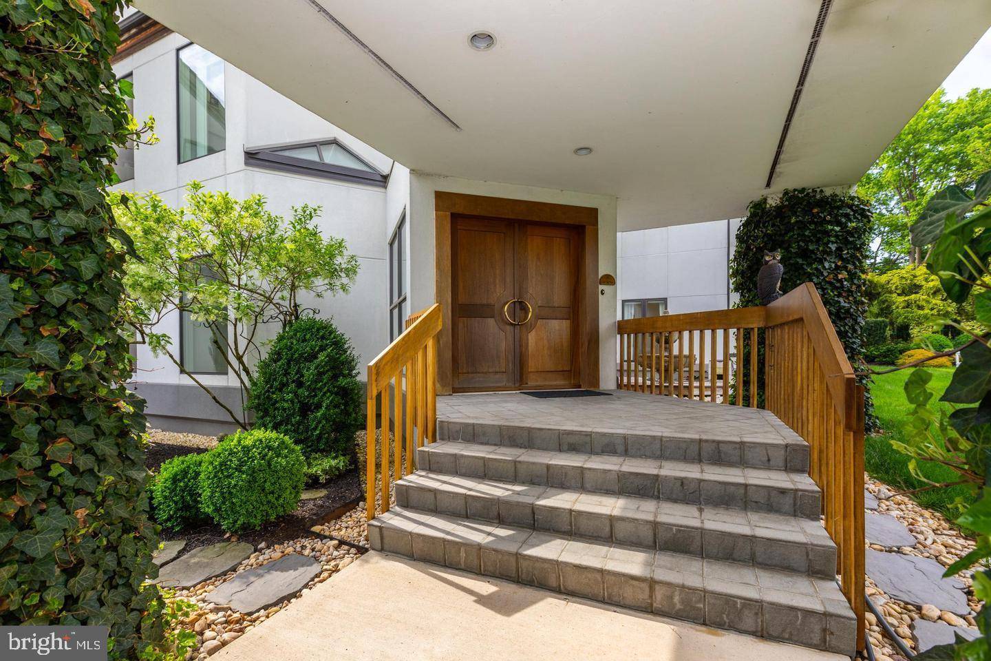Lancaster, PA 17602,1880 MILLPORT RD