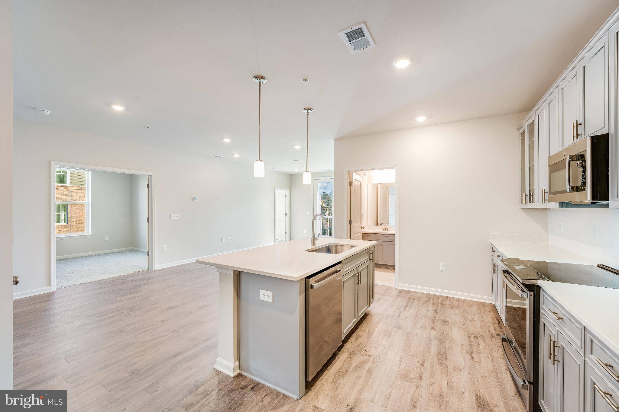 Bowie, MD 20720,4005 SEASIDE ALDER RD #9207