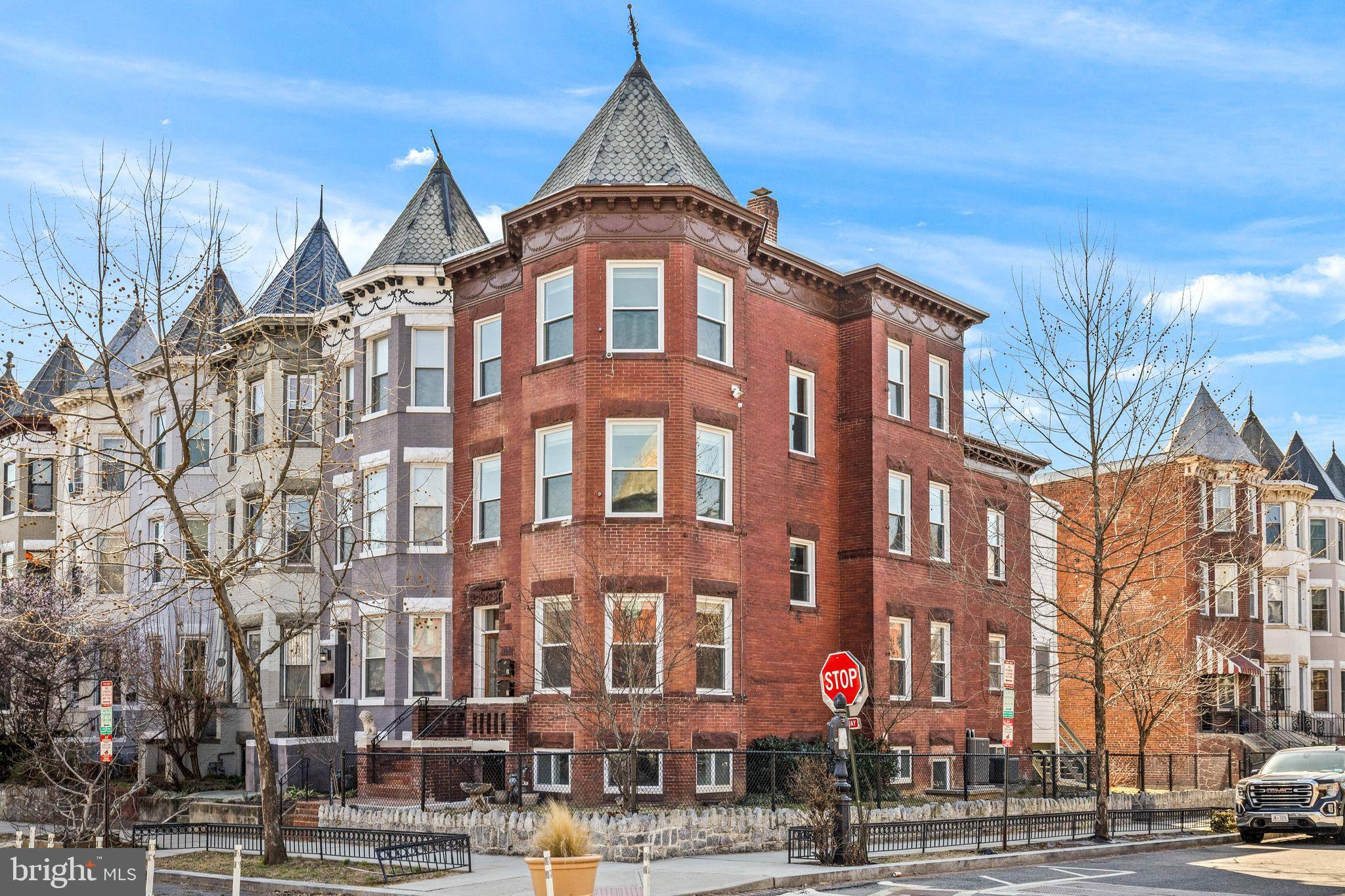 Washington, DC 20001,2036 1ST ST NW