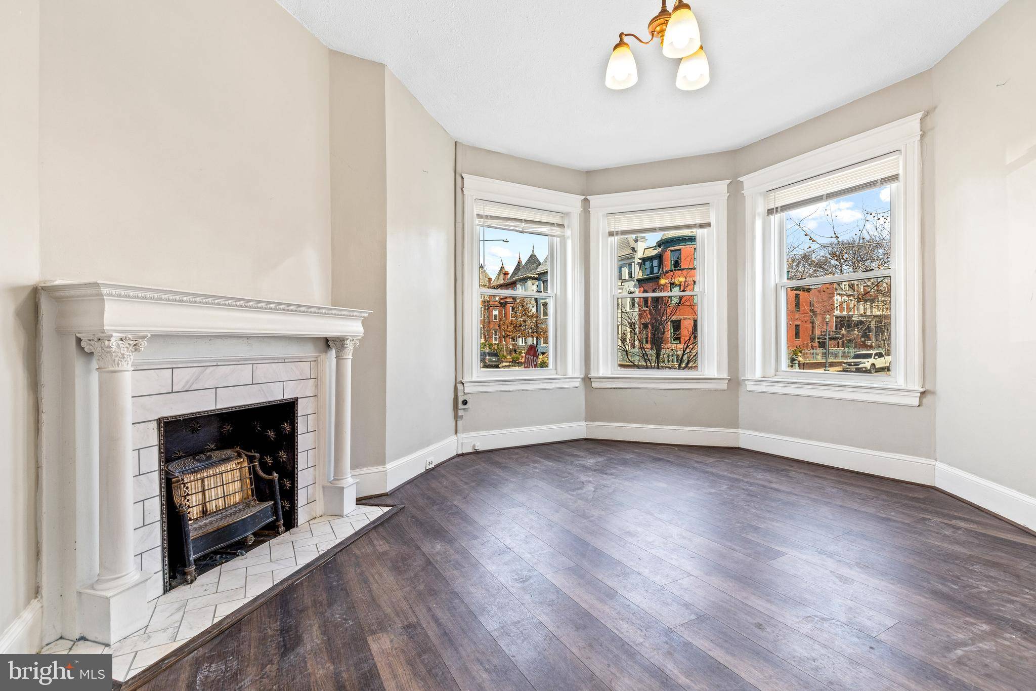 Washington, DC 20001,2036 1ST ST NW