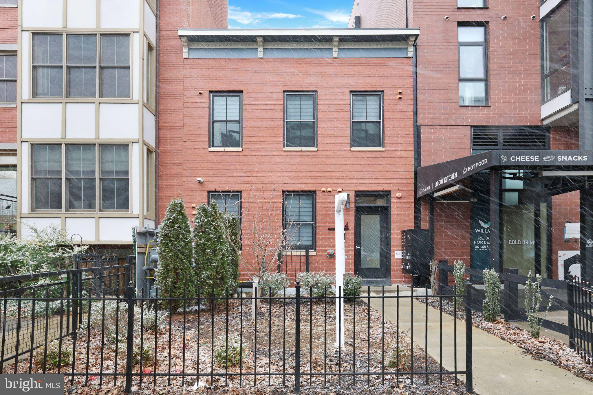 Washington, DC 20001,1914 8TH ST NW ##108 PENTHOUSE