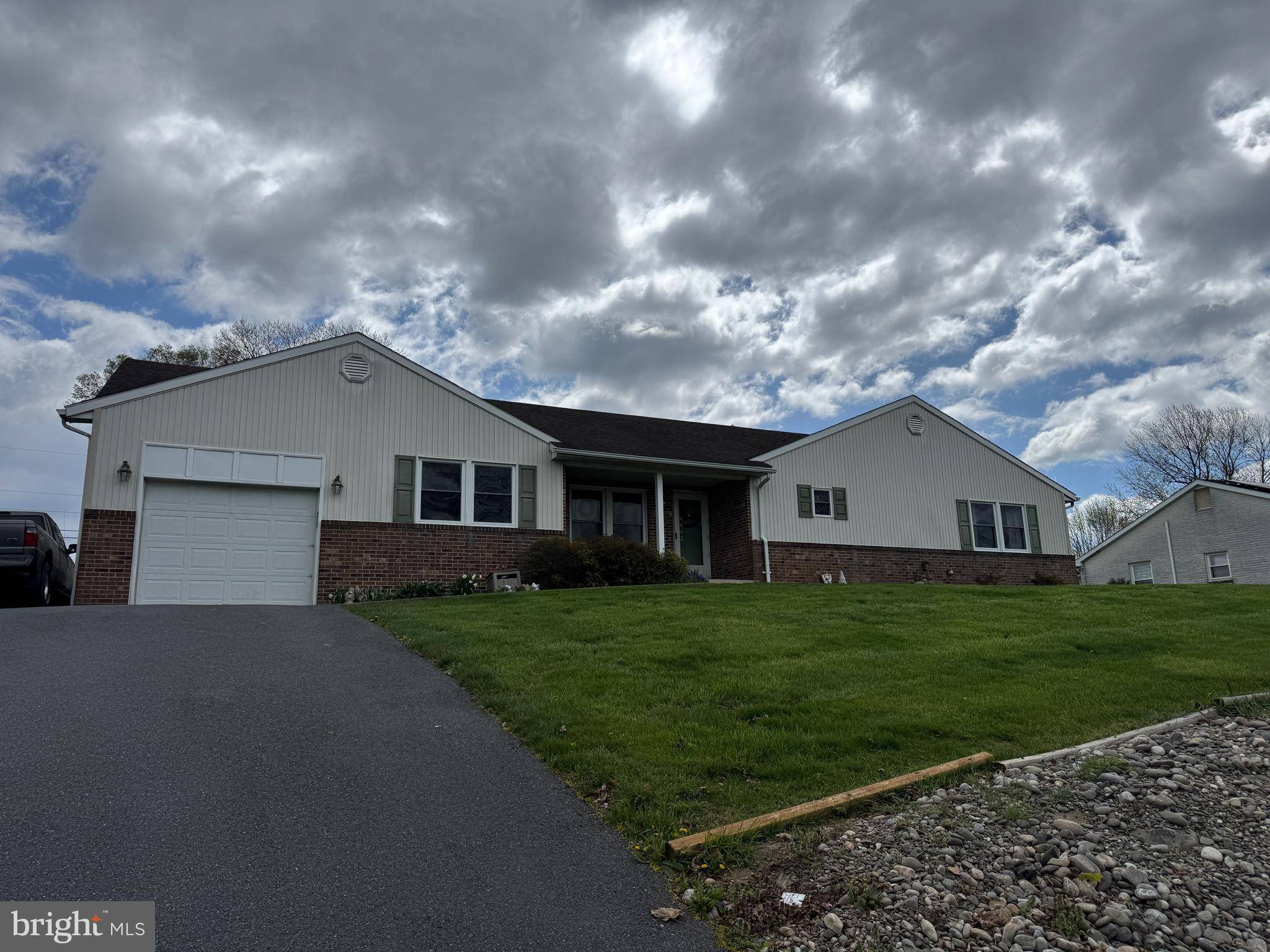 Maugansville, MD 21767,13929 GREEN MOUNTAIN DR