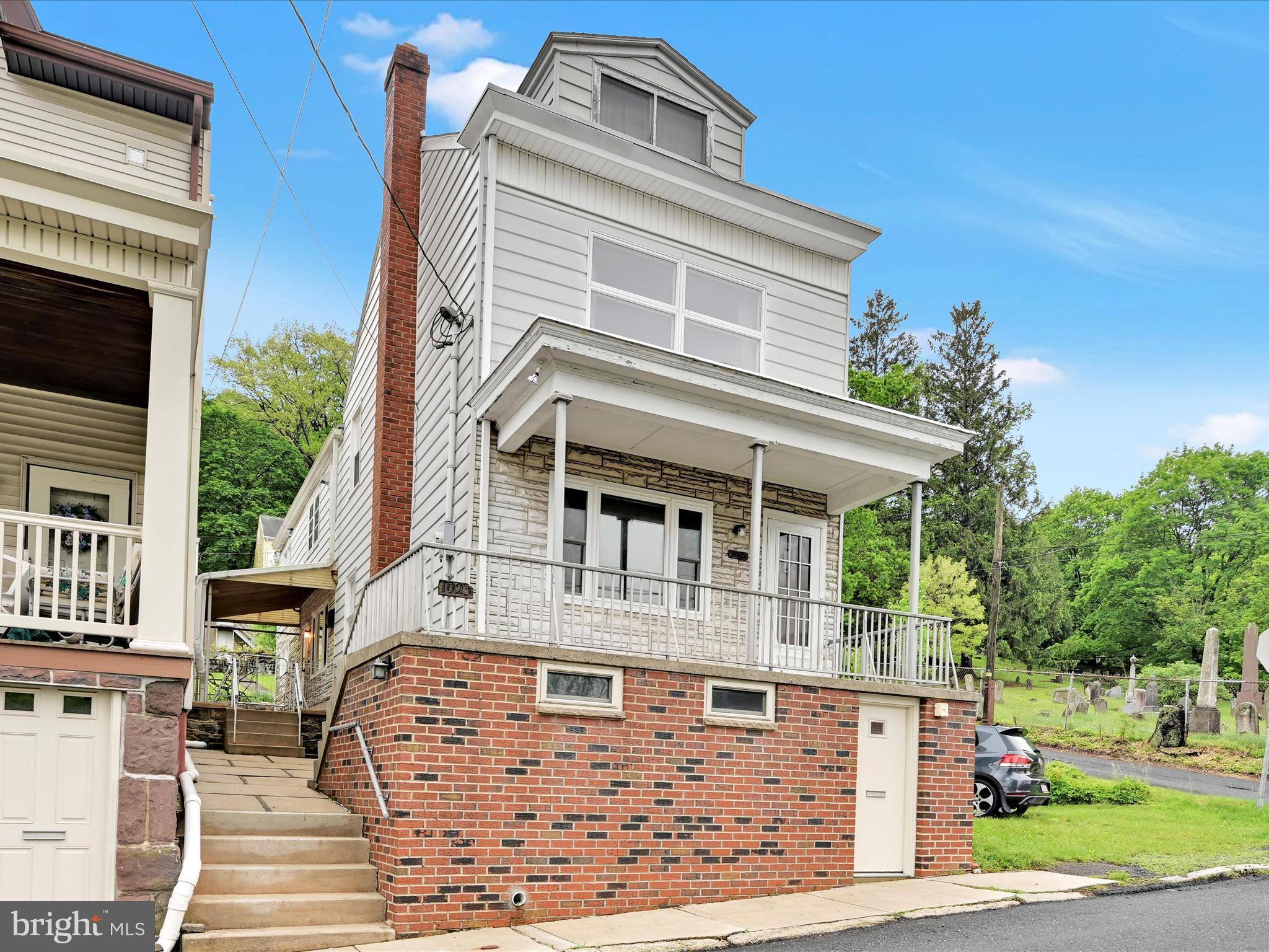 Pottsville, PA 17901,1023 HOWARD AVE