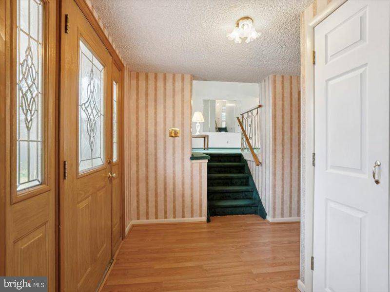 Warminster, PA 18974,953 MUELLER RD