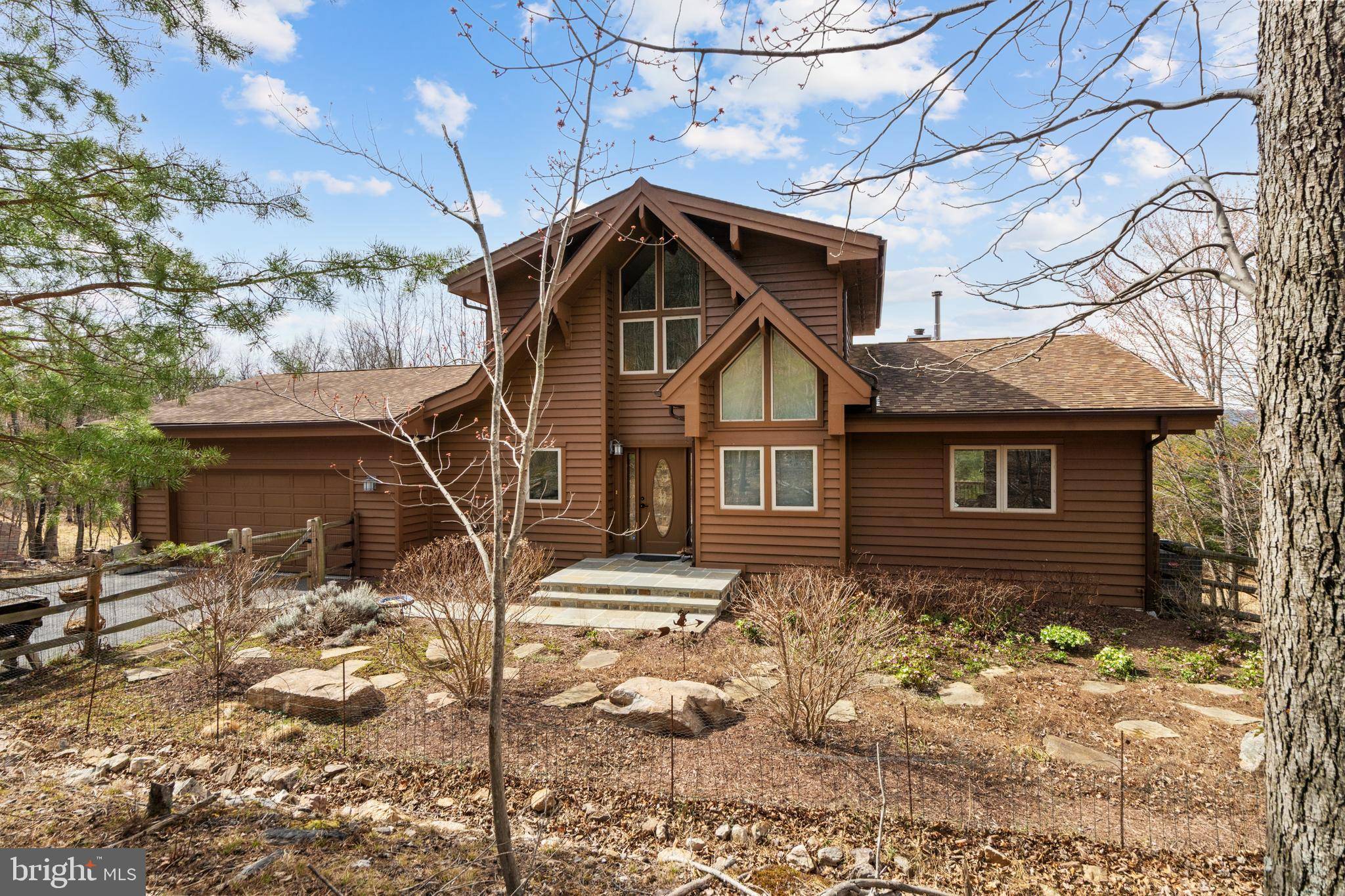 Gerrardstown, WV 25420,329 CHEYENNES TRL