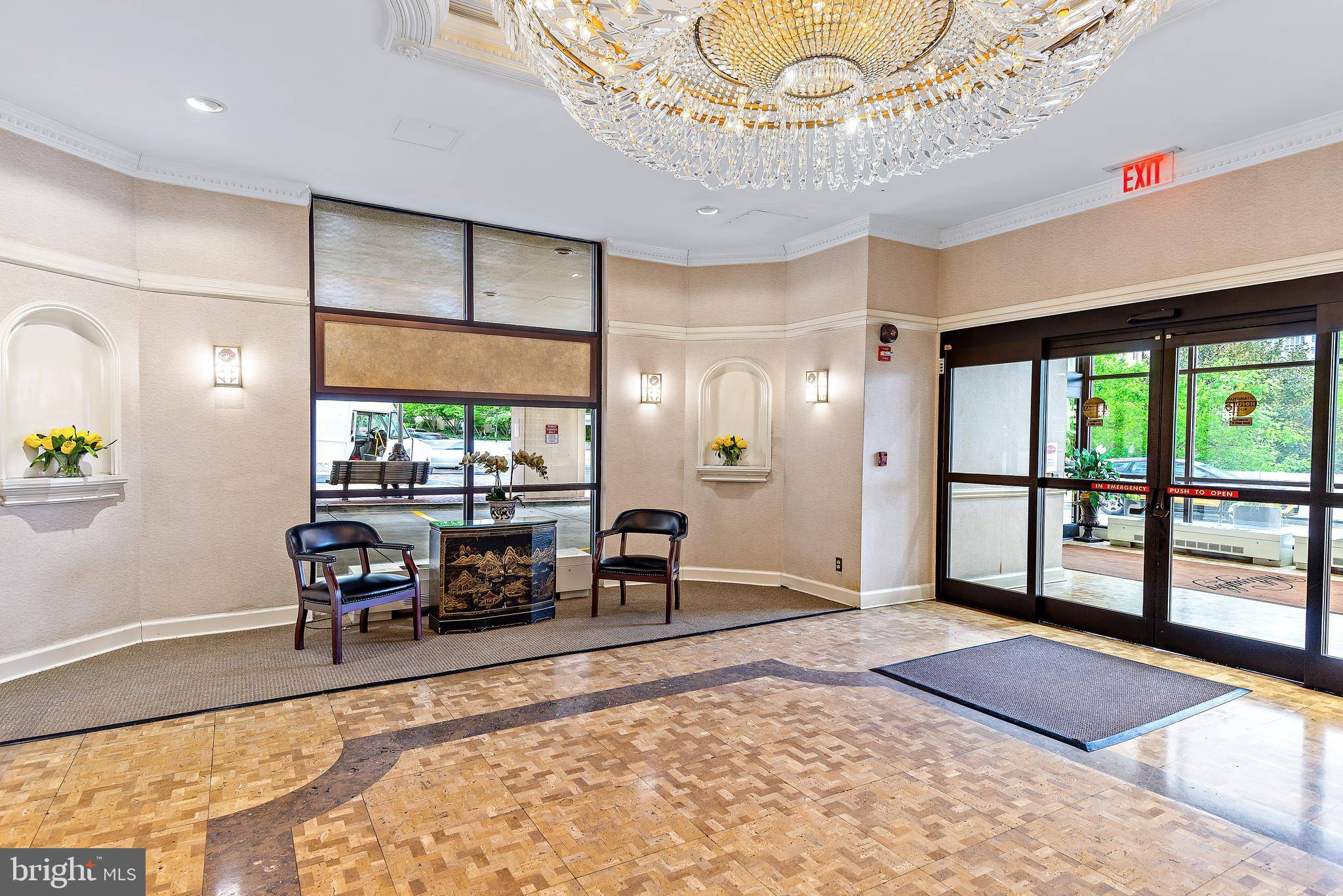 Chevy Chase, MD 20815,5500 FRIENDSHIP BLVD #2012N
