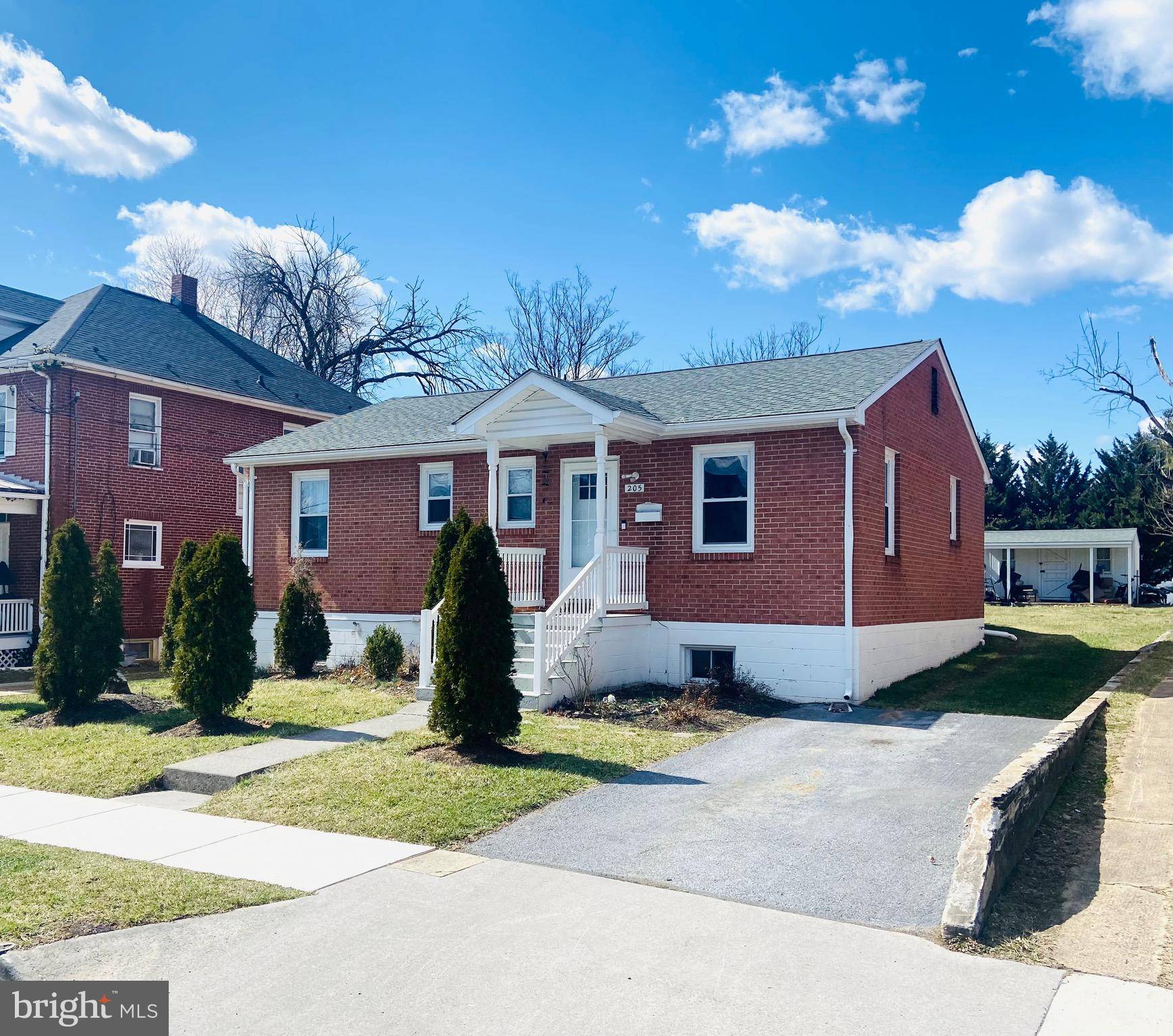 Winchester, VA 22601,205 PARKWAY ST