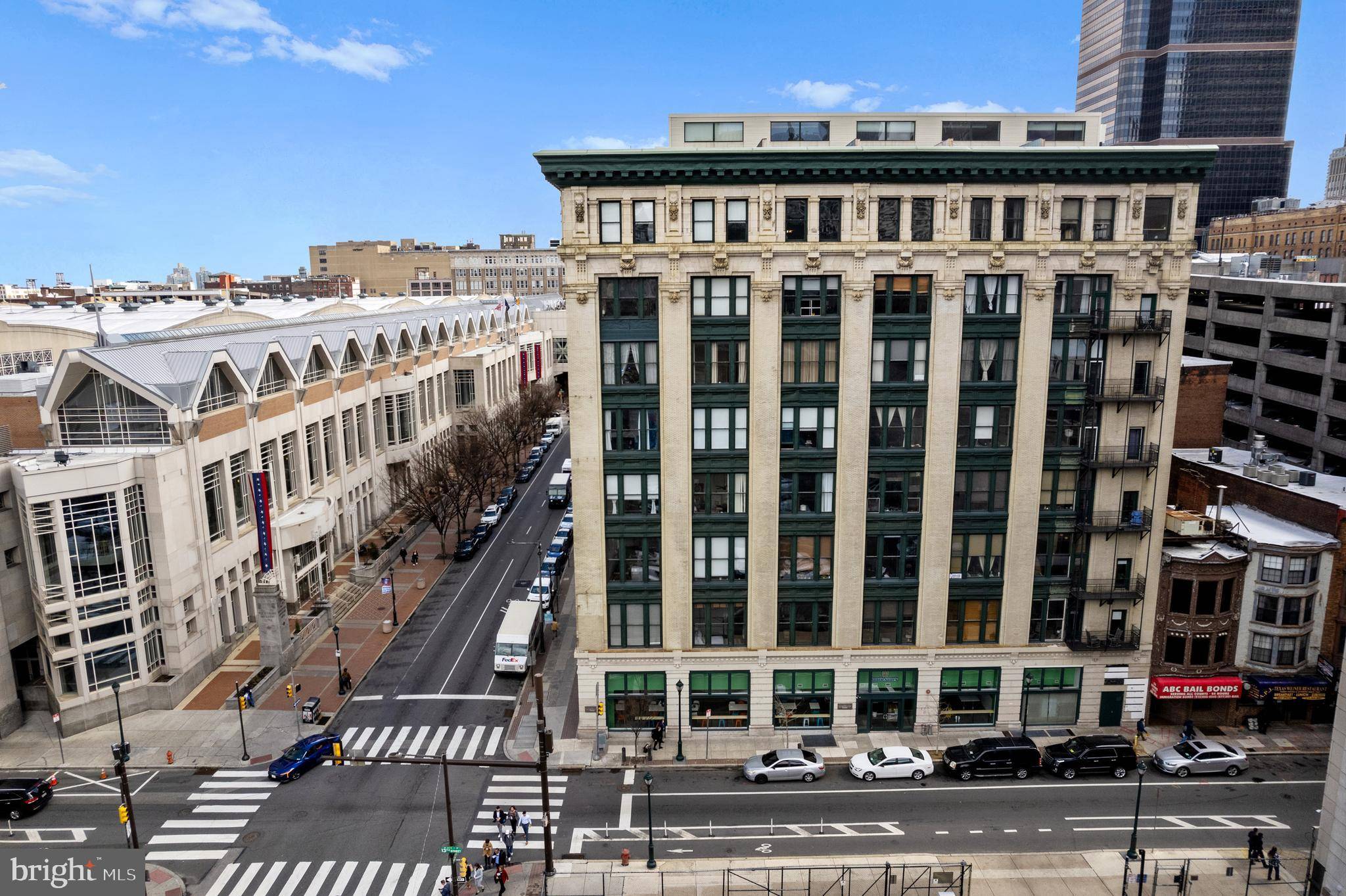 Philadelphia, PA 19107,1230 ARCH ST #3E