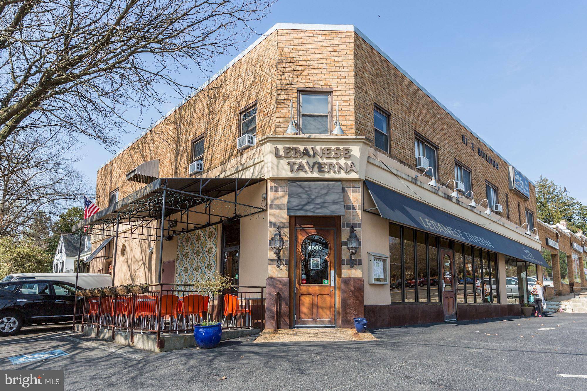 Arlington, VA 22205,6012 19TH ST N