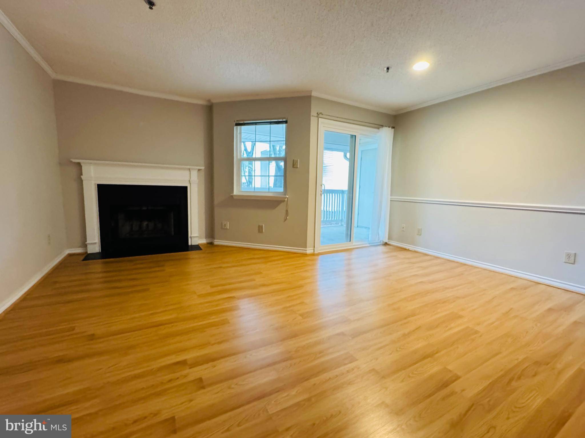 Mclean, VA 22102,1524 LINCOLN WAY #422