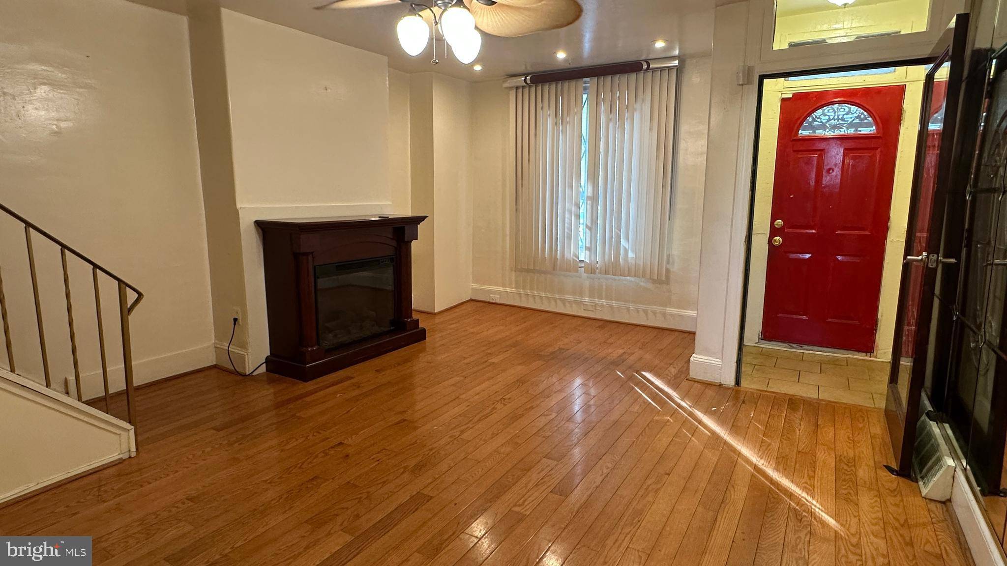 Philadelphia, PA 19119,158 E PLEASANT ST