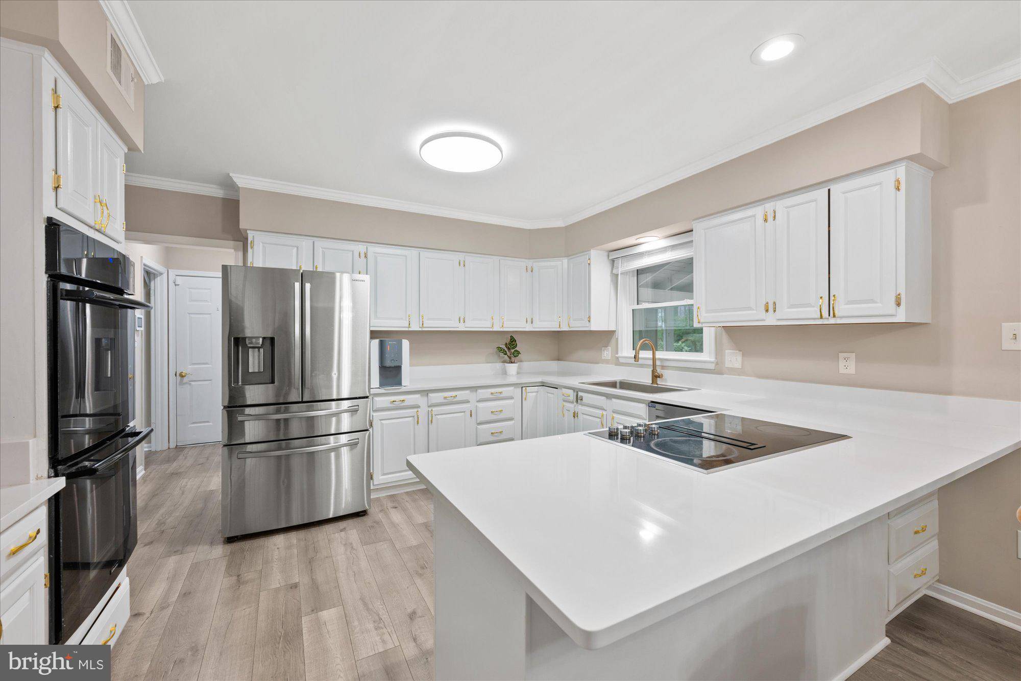 Vienna, VA 22182,1810 ABBEY GLEN CT
