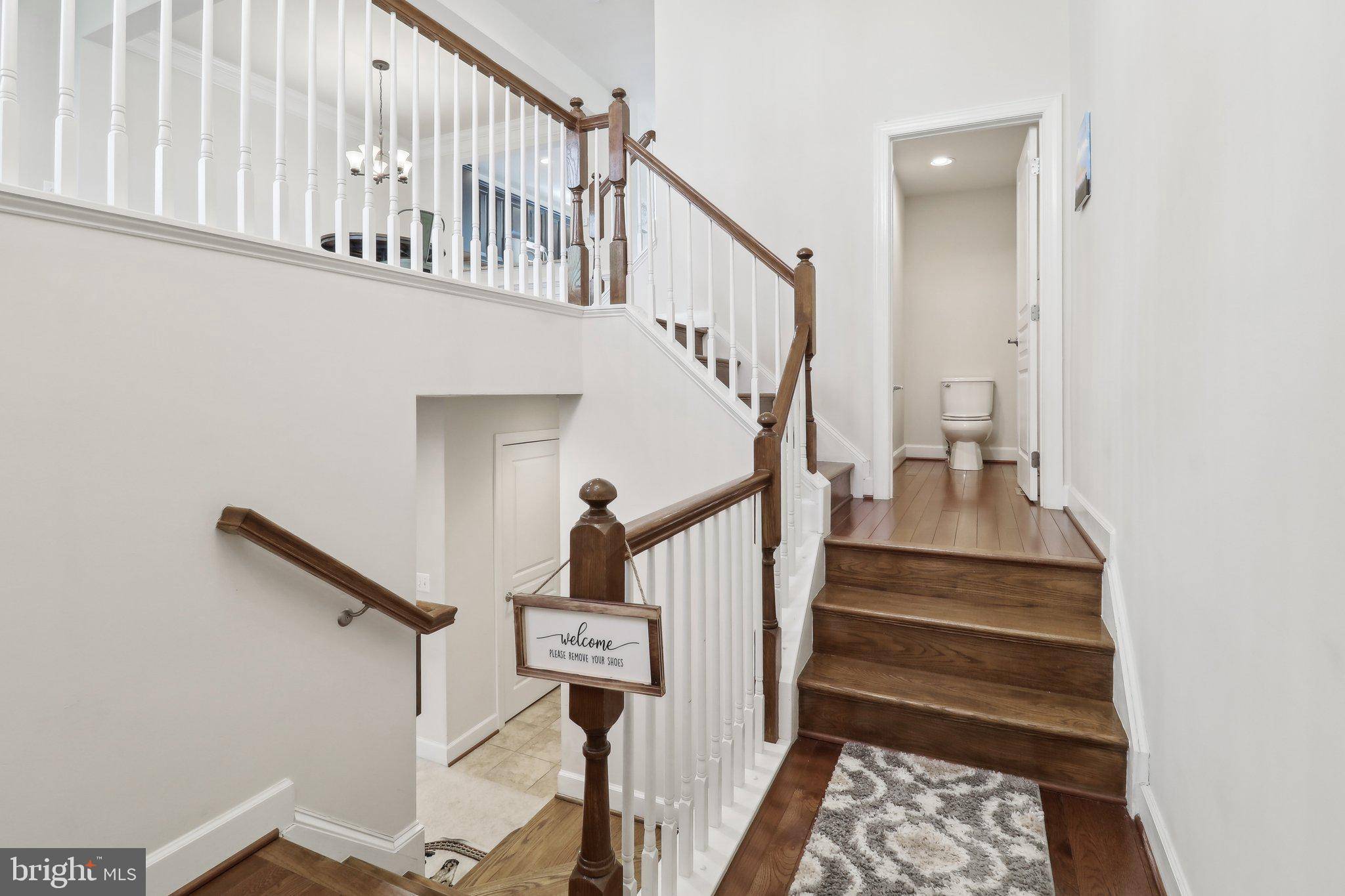 Arlington, VA 22206,2561 S KENMORE CT