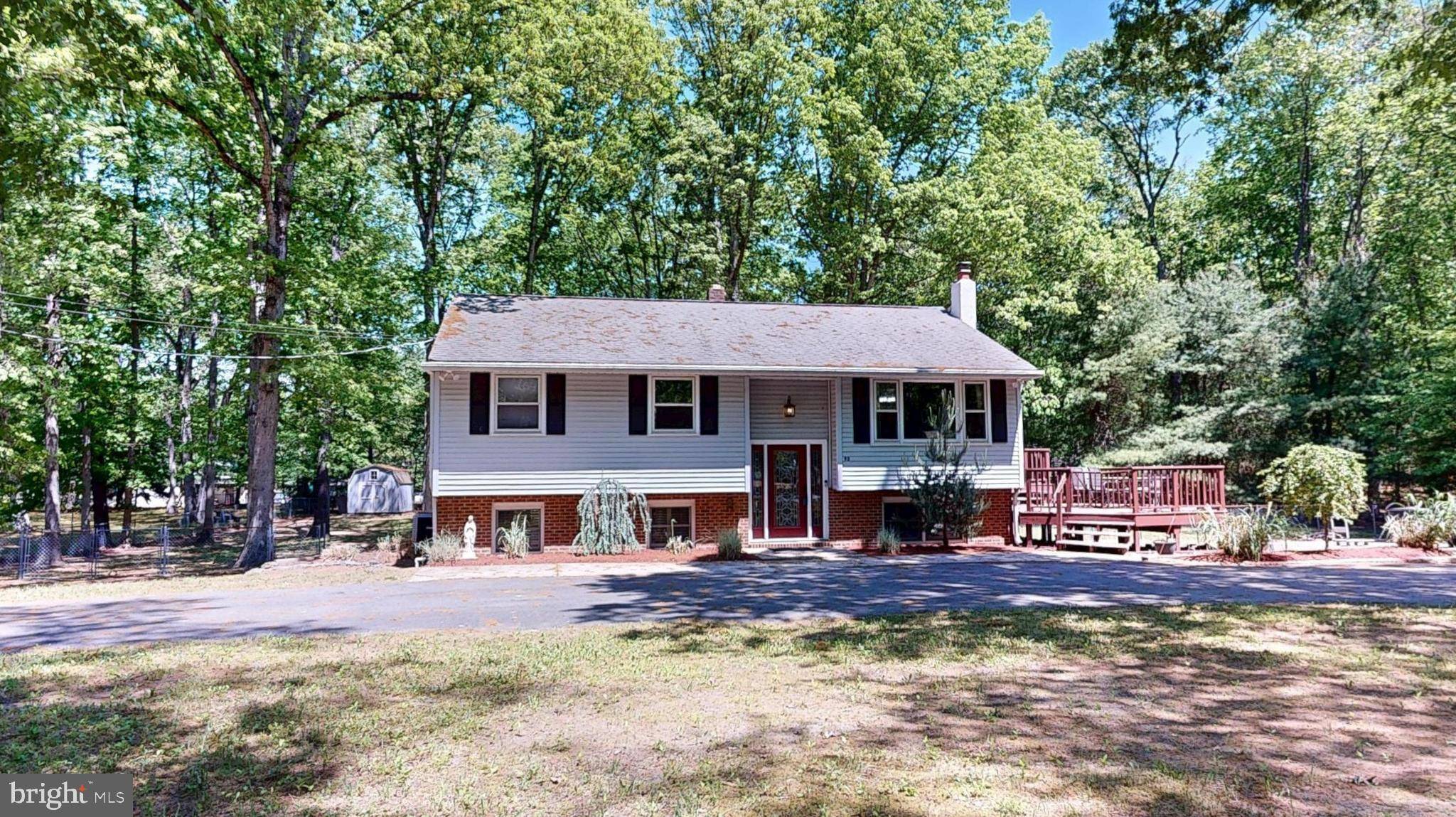 Shamong, NJ 08088,92 GRASSY LAKE RD