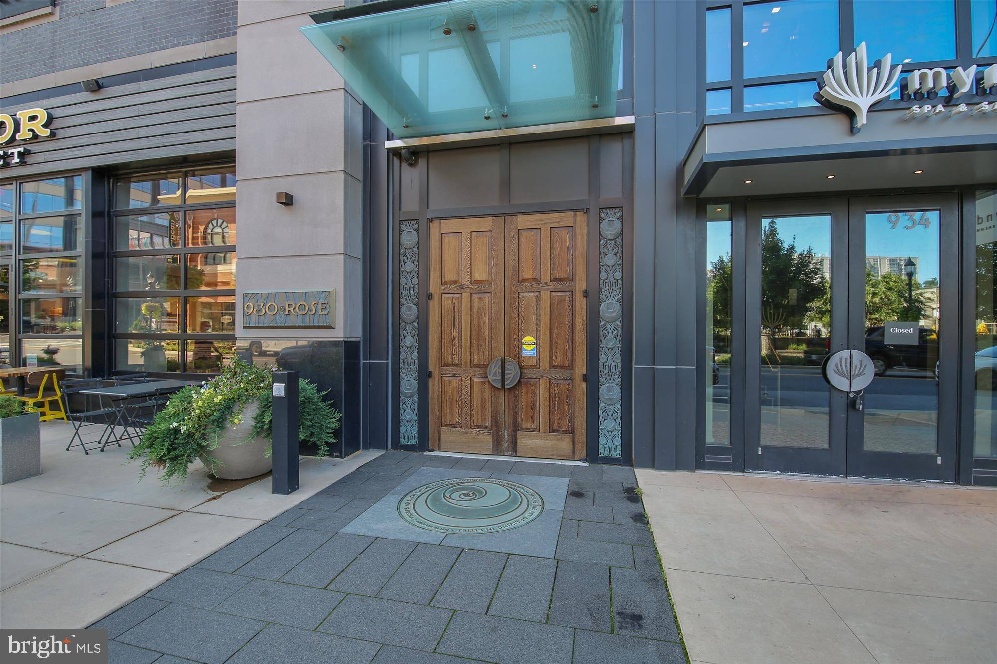 North Bethesda, MD 20852,930 ROSE AVE #1201