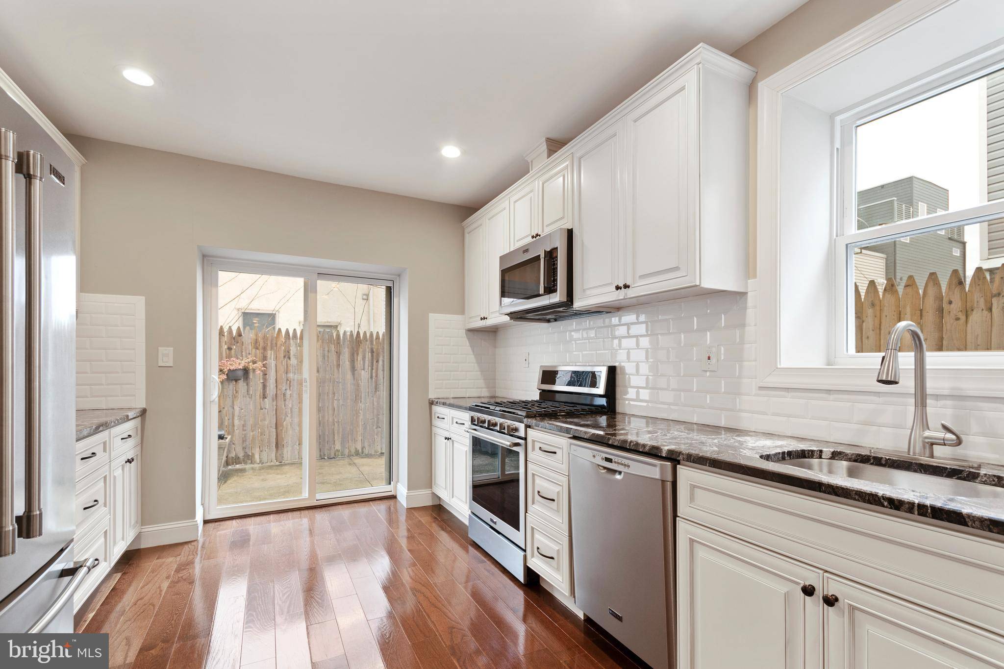 Philadelphia, PA 19146,1725 LATONA ST