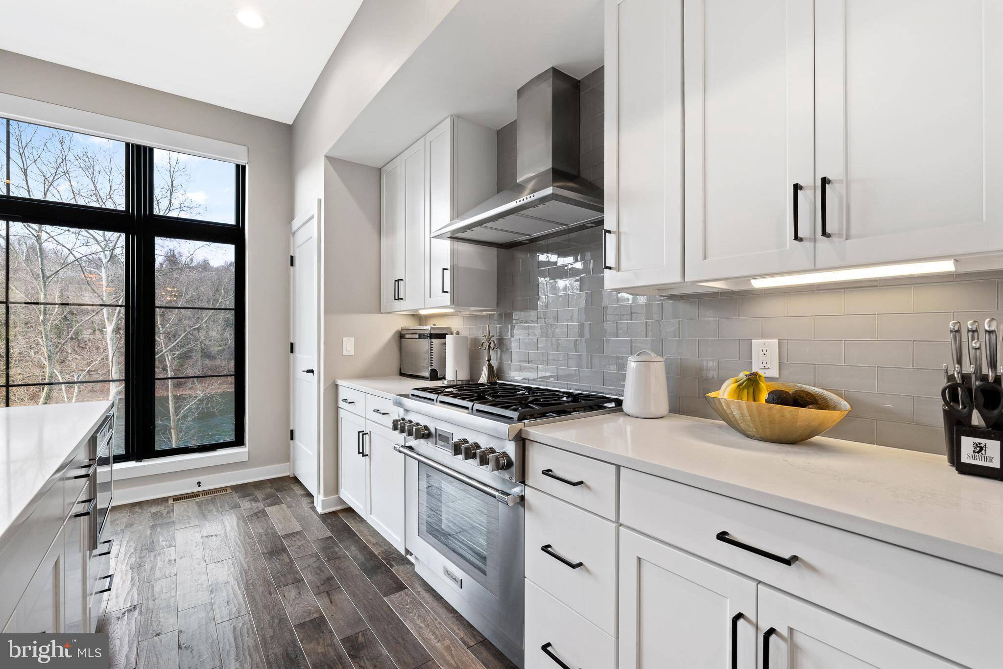 Philadelphia, PA 19127,4531 RIVERSIDE WAY