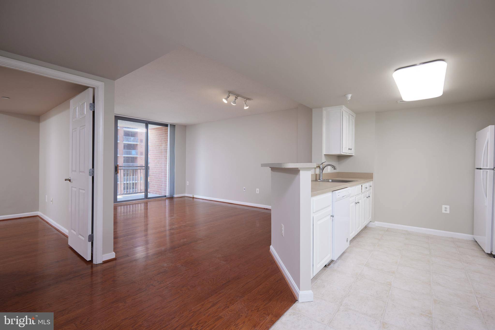 North Bethesda, MD 20852,11710 OLD GEORGETOWN #607