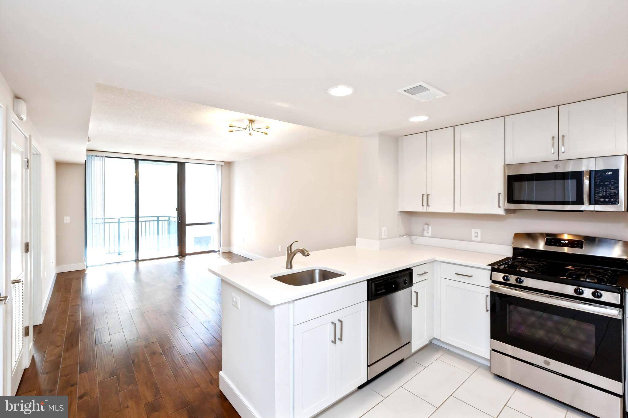Washington, DC 20002,50 FLORIDA AVE NE #216