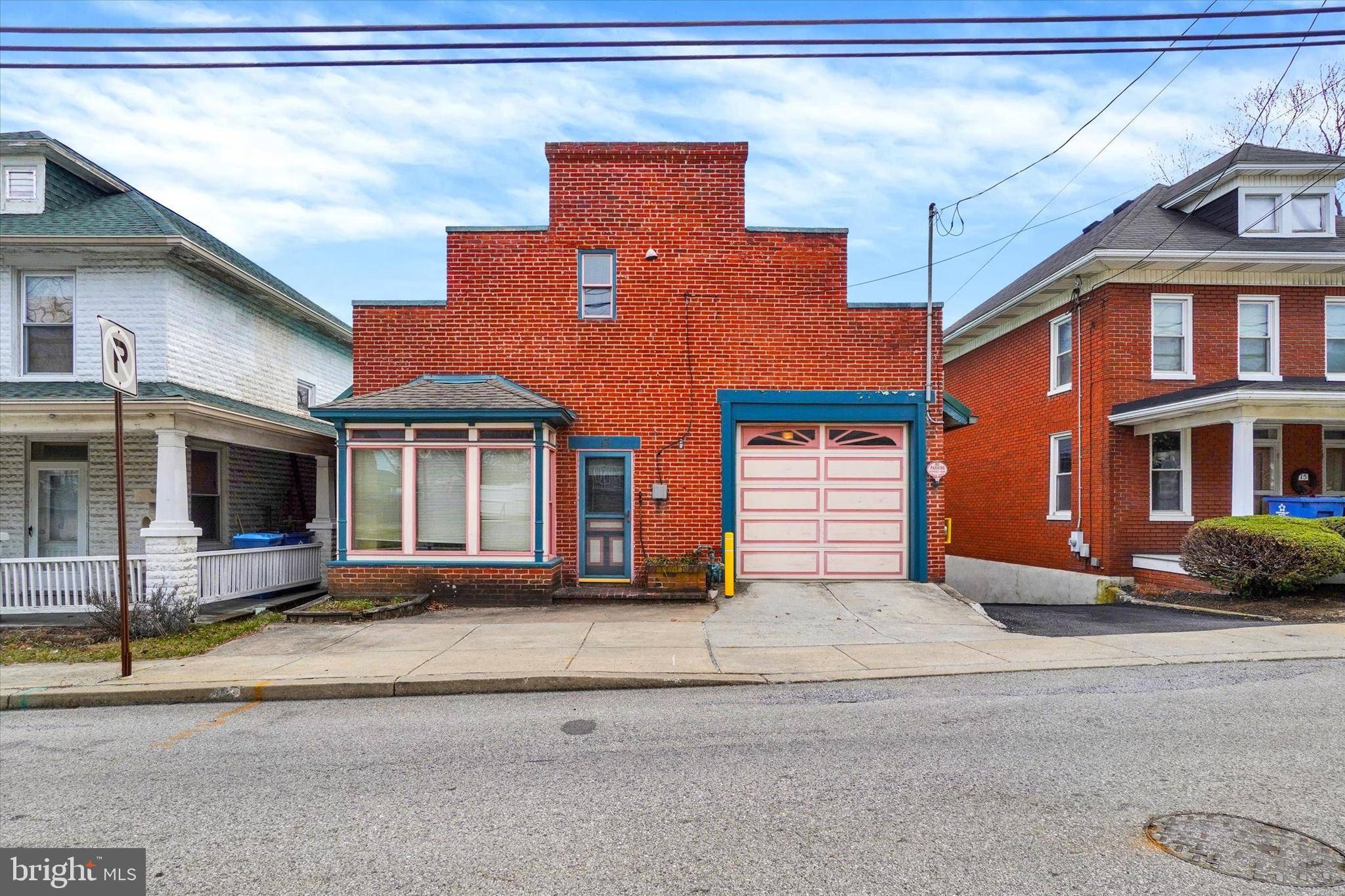 Seven Valleys, PA 17360,13 S MAIN ST