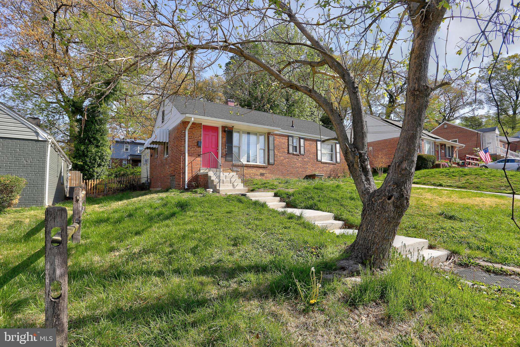 Bladensburg, MD 20710,5406 TAUSSIG RD