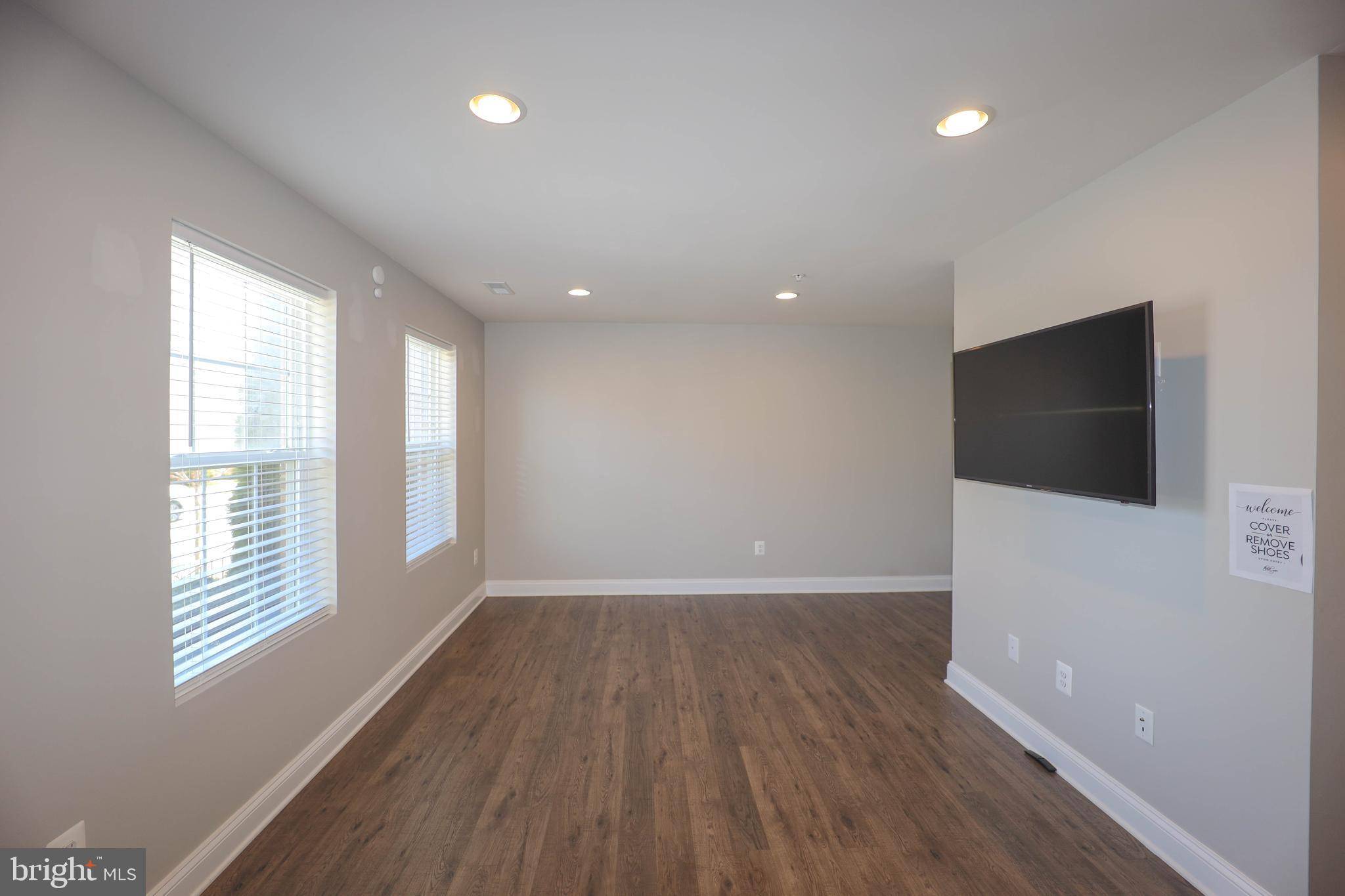 Frederick, MD 21703,5054 JUDICIAL WAY