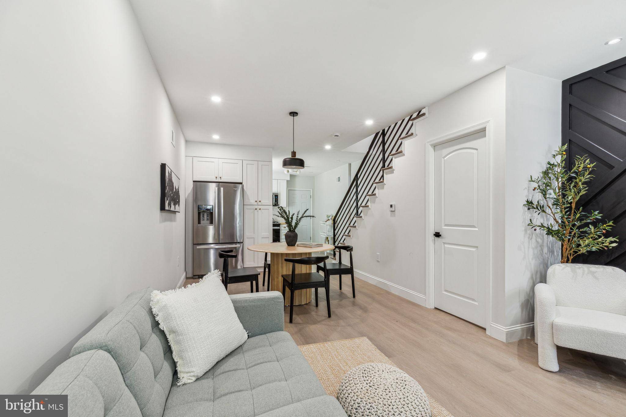Philadelphia, PA 19145,1602 S MARSTON ST