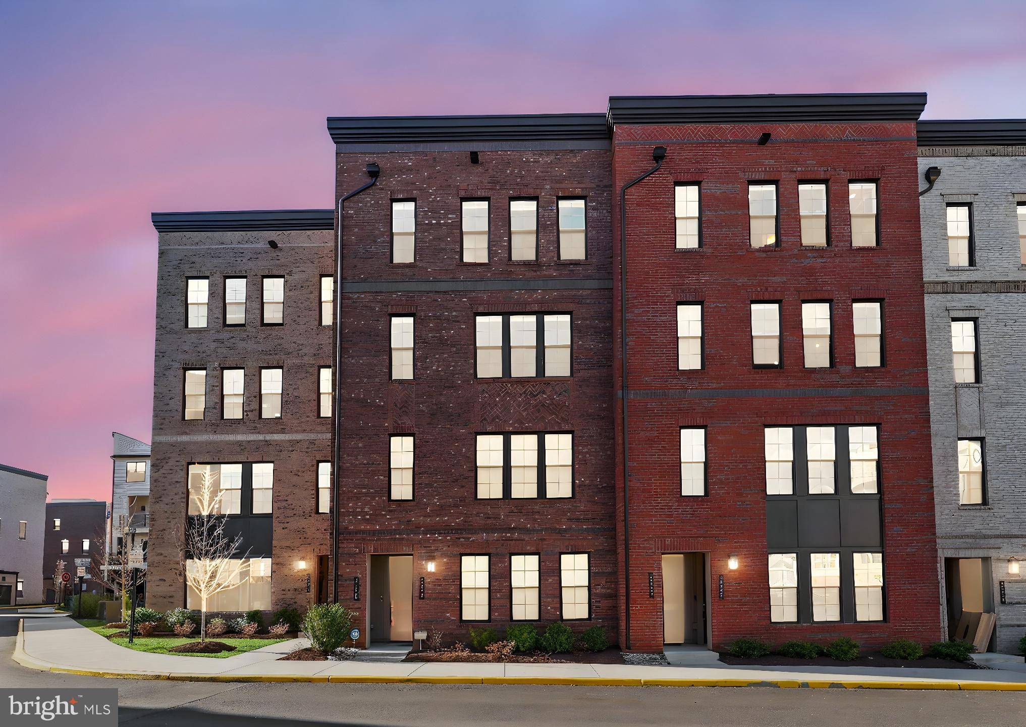 Mclean, VA 22102,7558 SAWYER FARM WAY #1404