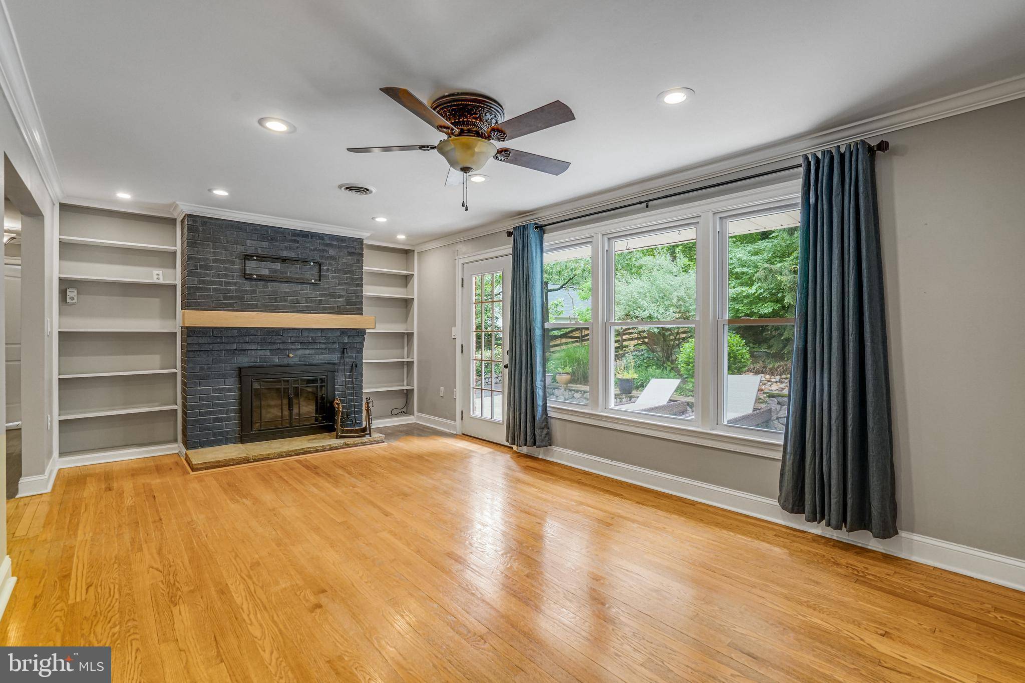 Alexandria, VA 22310,5615 GLENWOOD DR