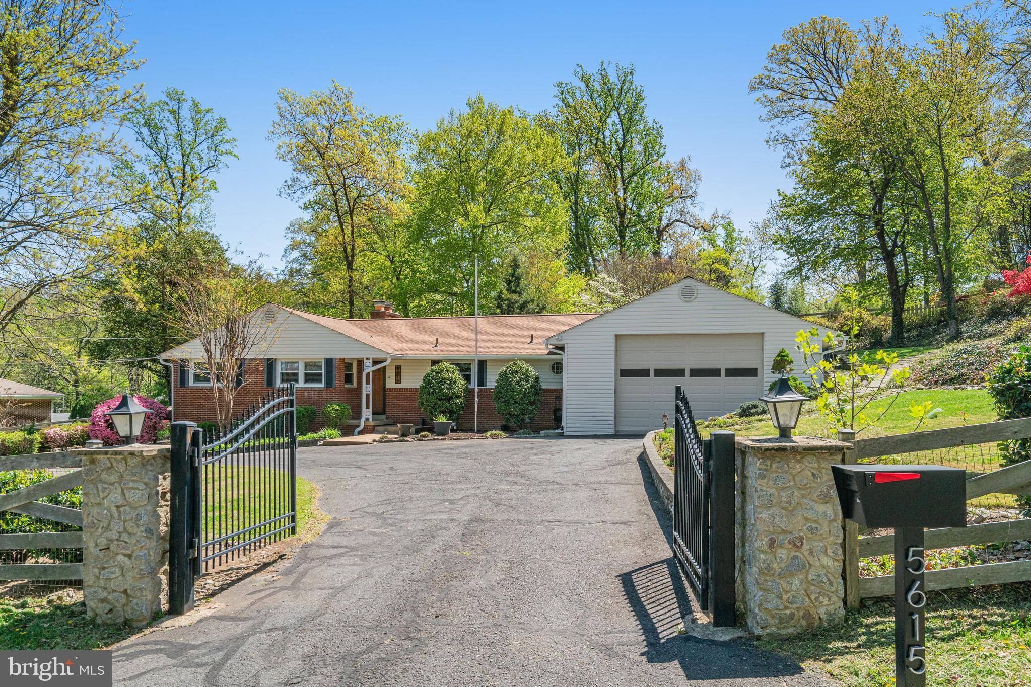 Alexandria, VA 22310,5615 GLENWOOD DR