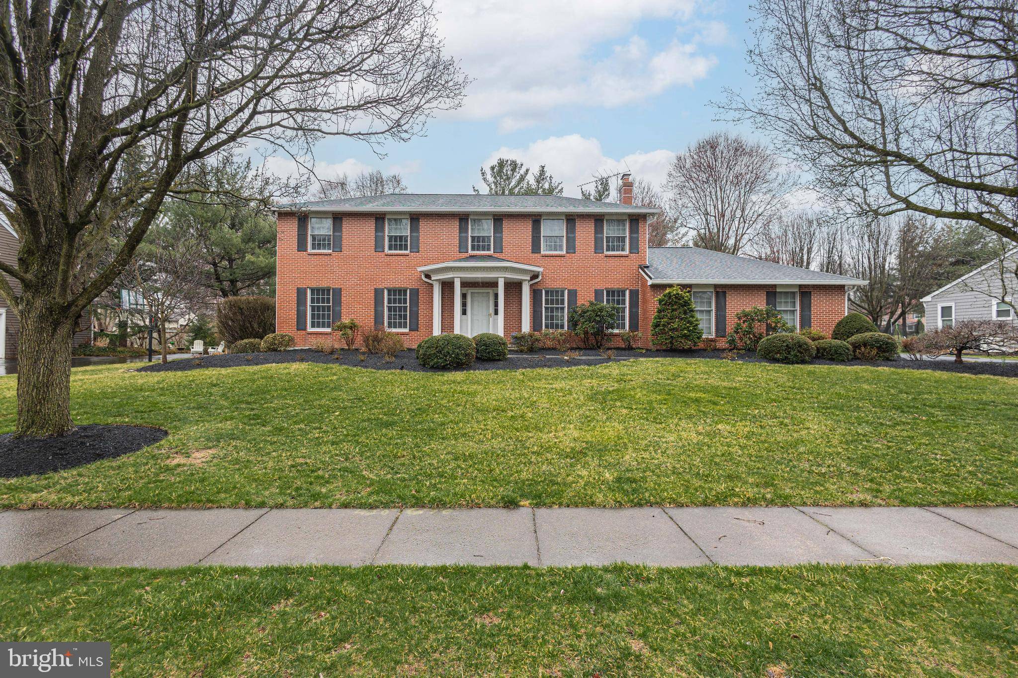 Yardley, PA 19067,649 TEICH DR