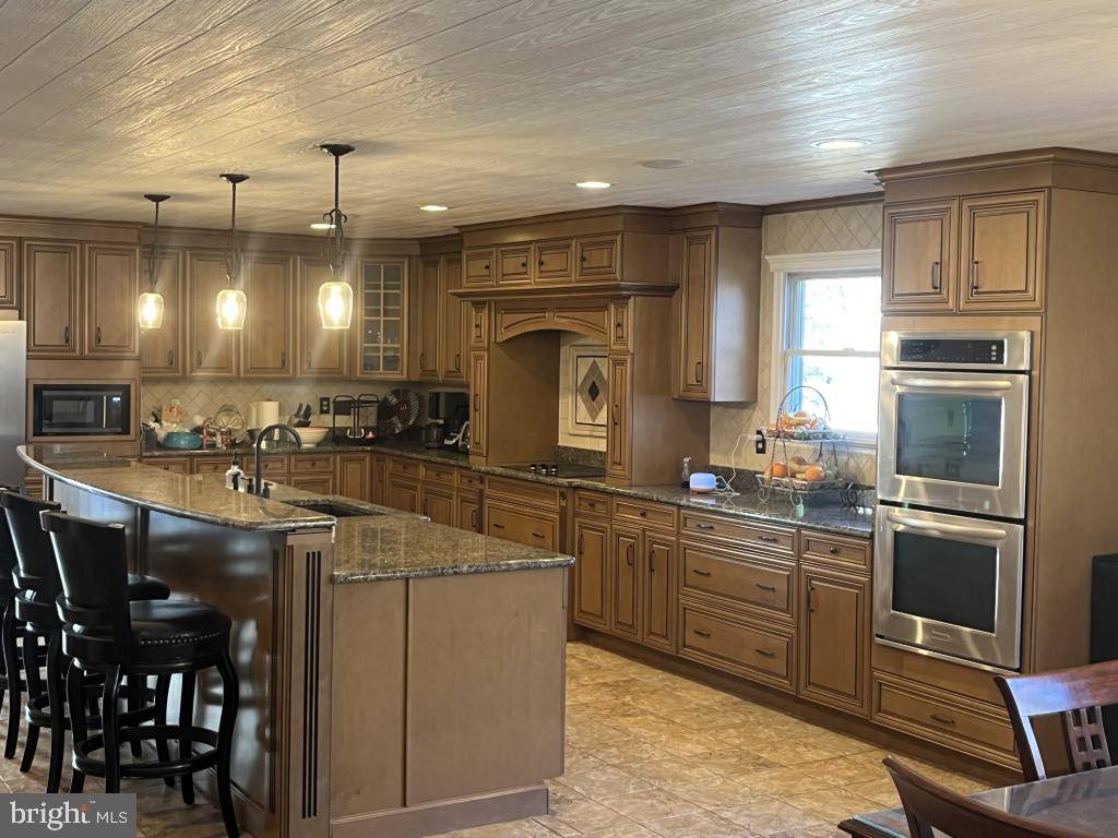 Marlton, NJ 08053,38 COUNTRY SQUIRE LN