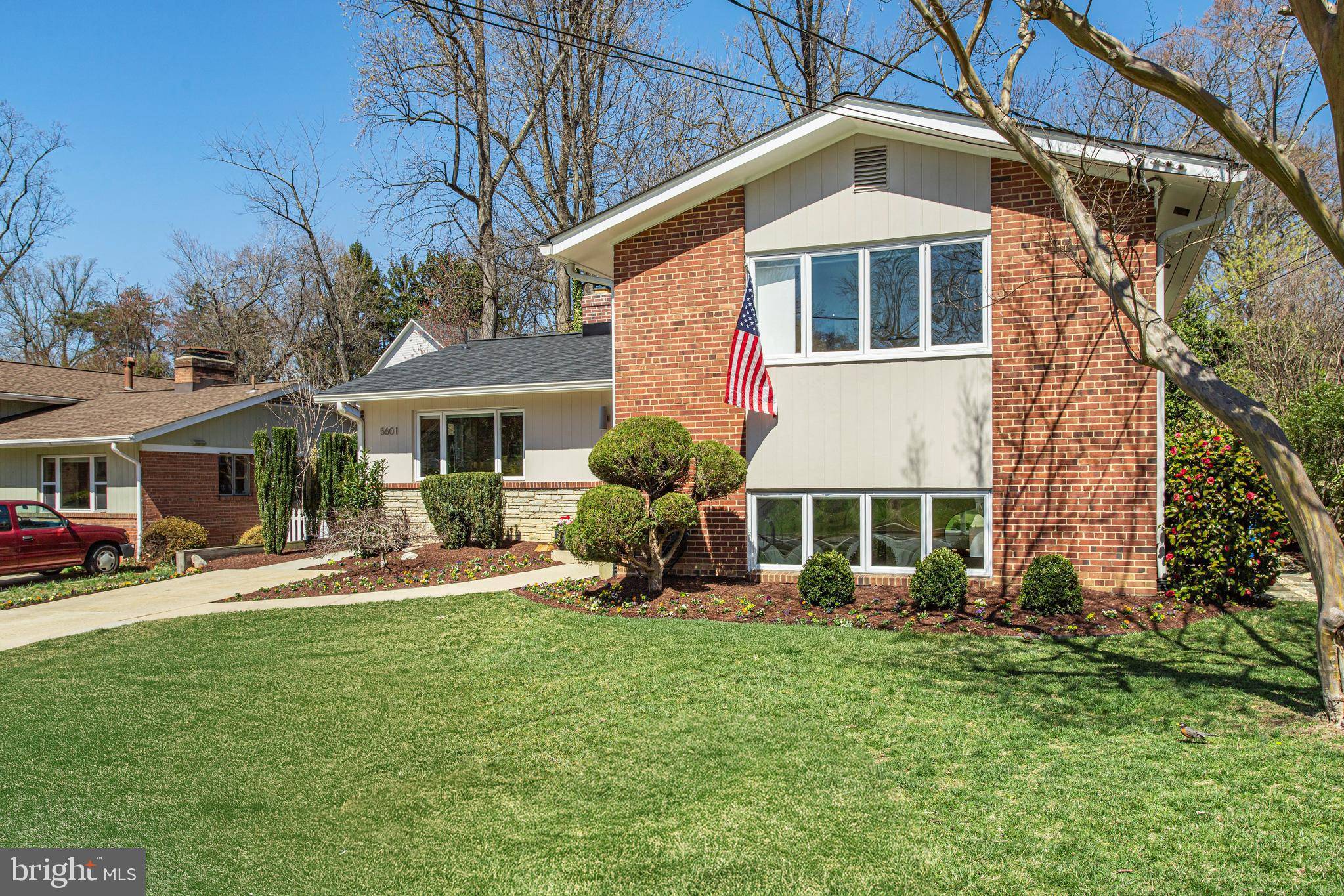 Bethesda, MD 20814,5601 HUNTINGTON PKWY