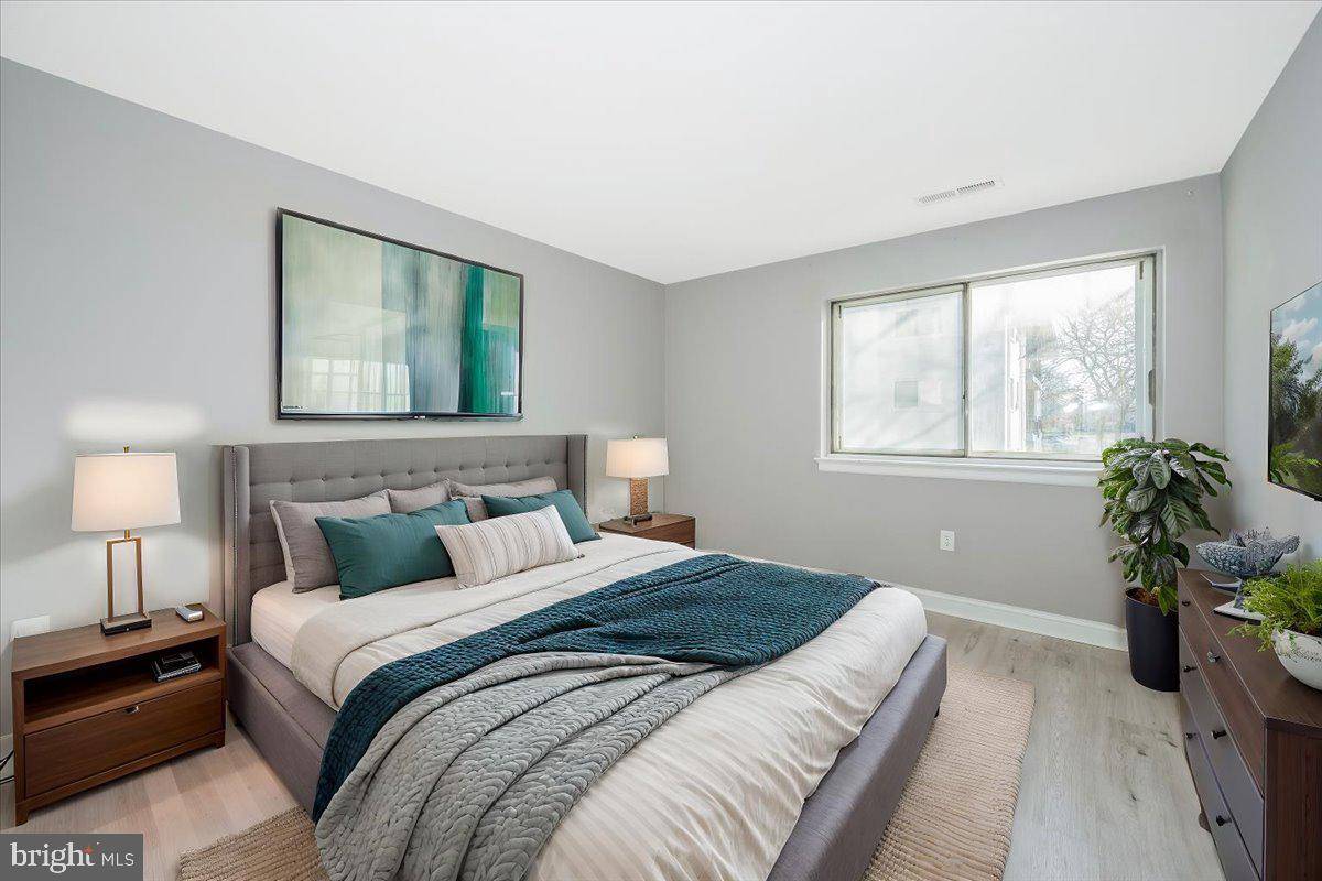 Beltsville, MD 20705,11368 CHERRY HILL RD #1Q204