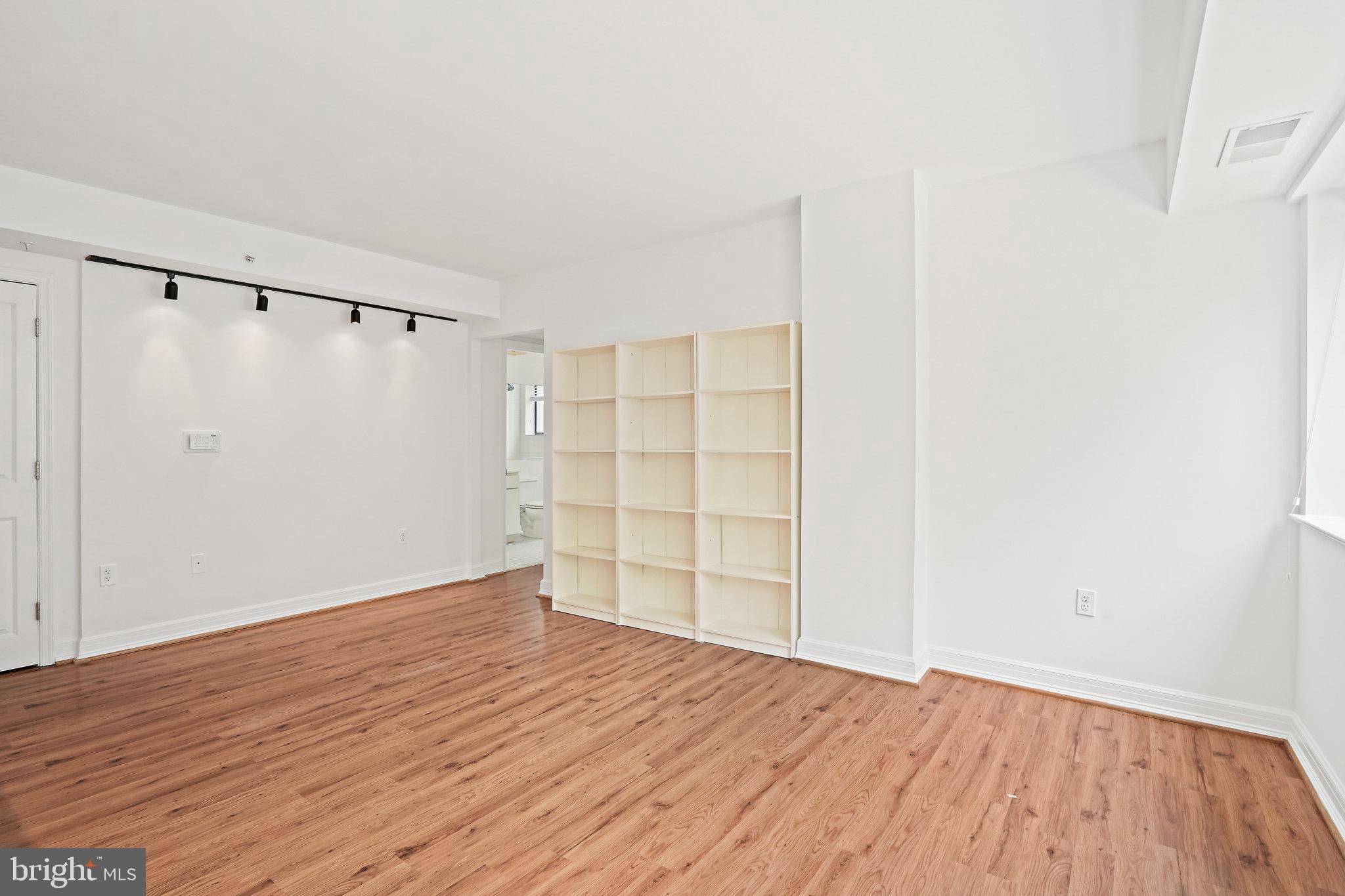Washington, DC 20005,1225 13TH ST NW #306