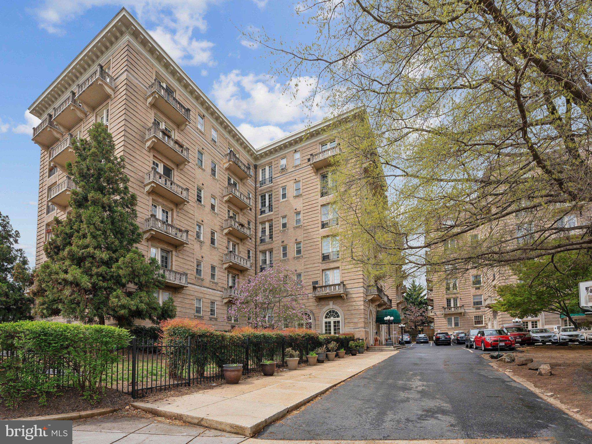 Washington, DC 20010,3420 16TH ST NW #304