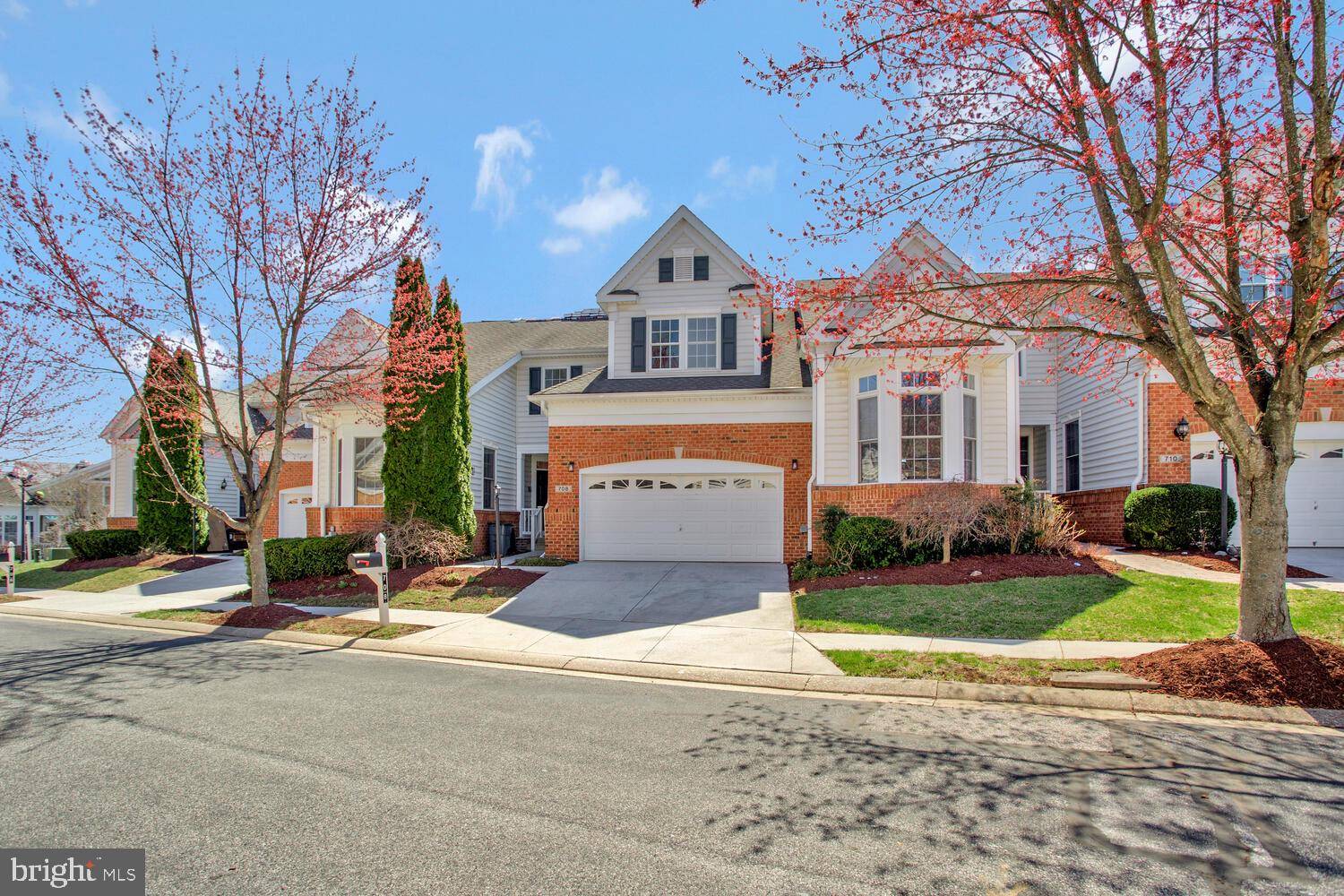 Catonsville, MD 21228,708 HIDDEN BLUFF CIR