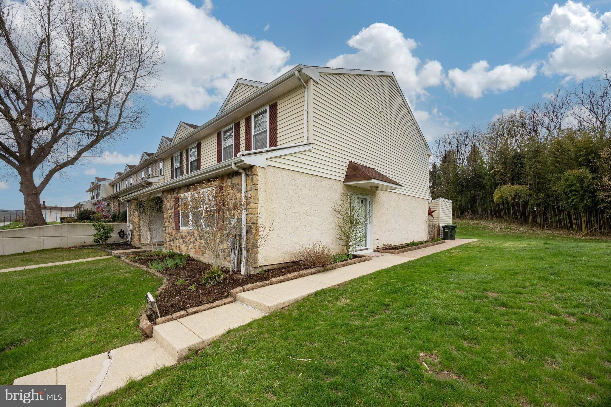 Downingtown, PA 19335,616 LANCASTER CT