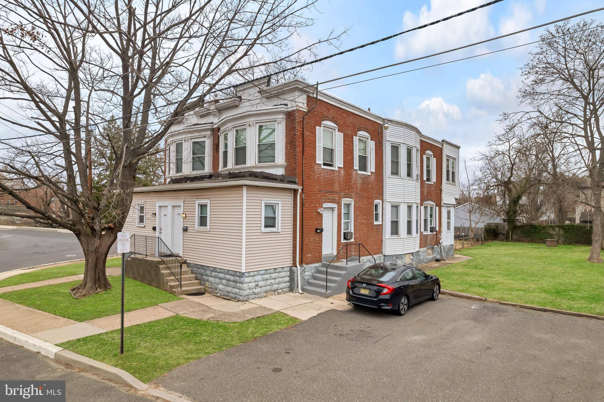 Oaklyn, NJ 08107,401--403 CHAMPION AVE