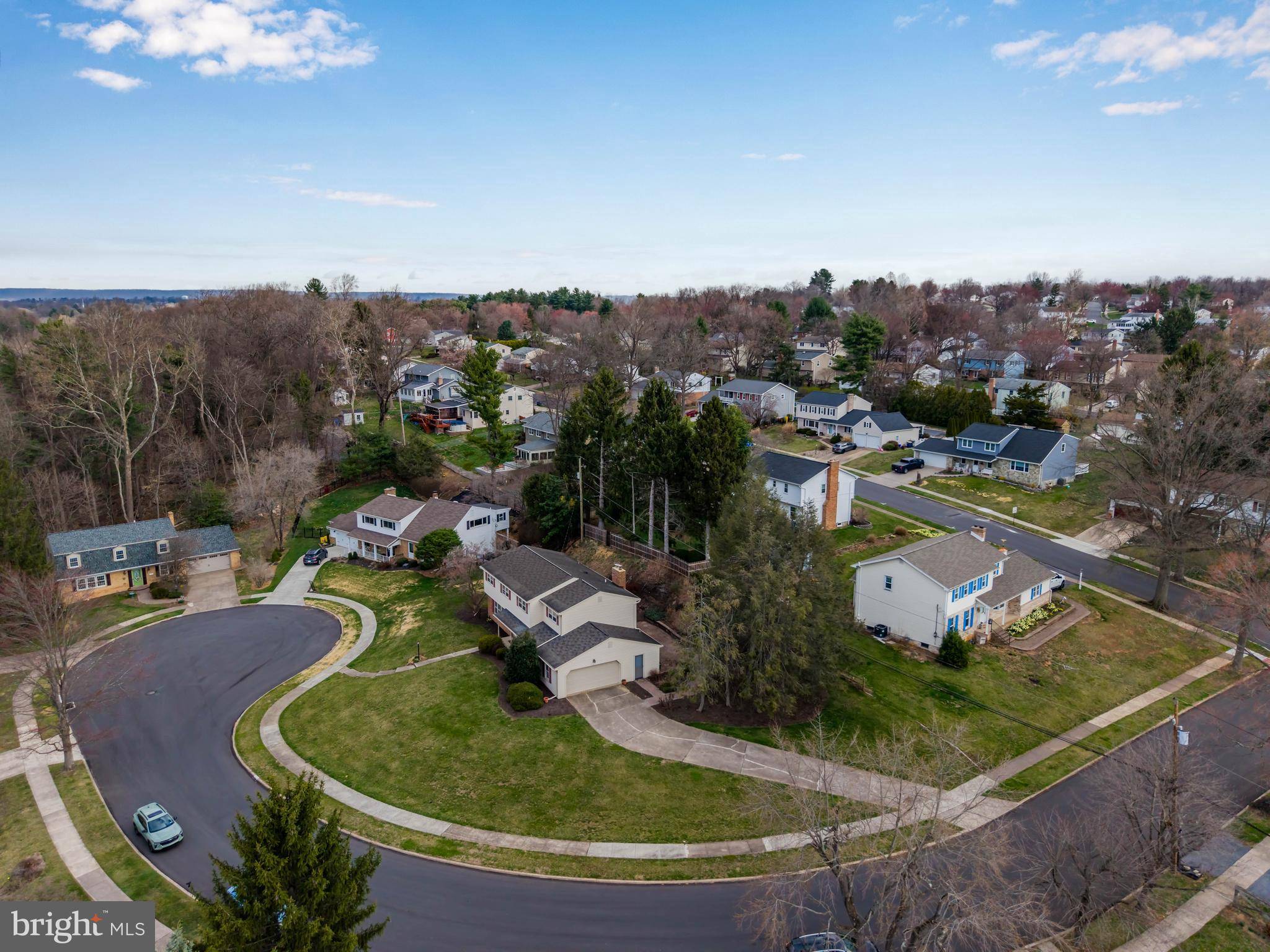 Camp Hill, PA 17011,209 GLENSIDE LN