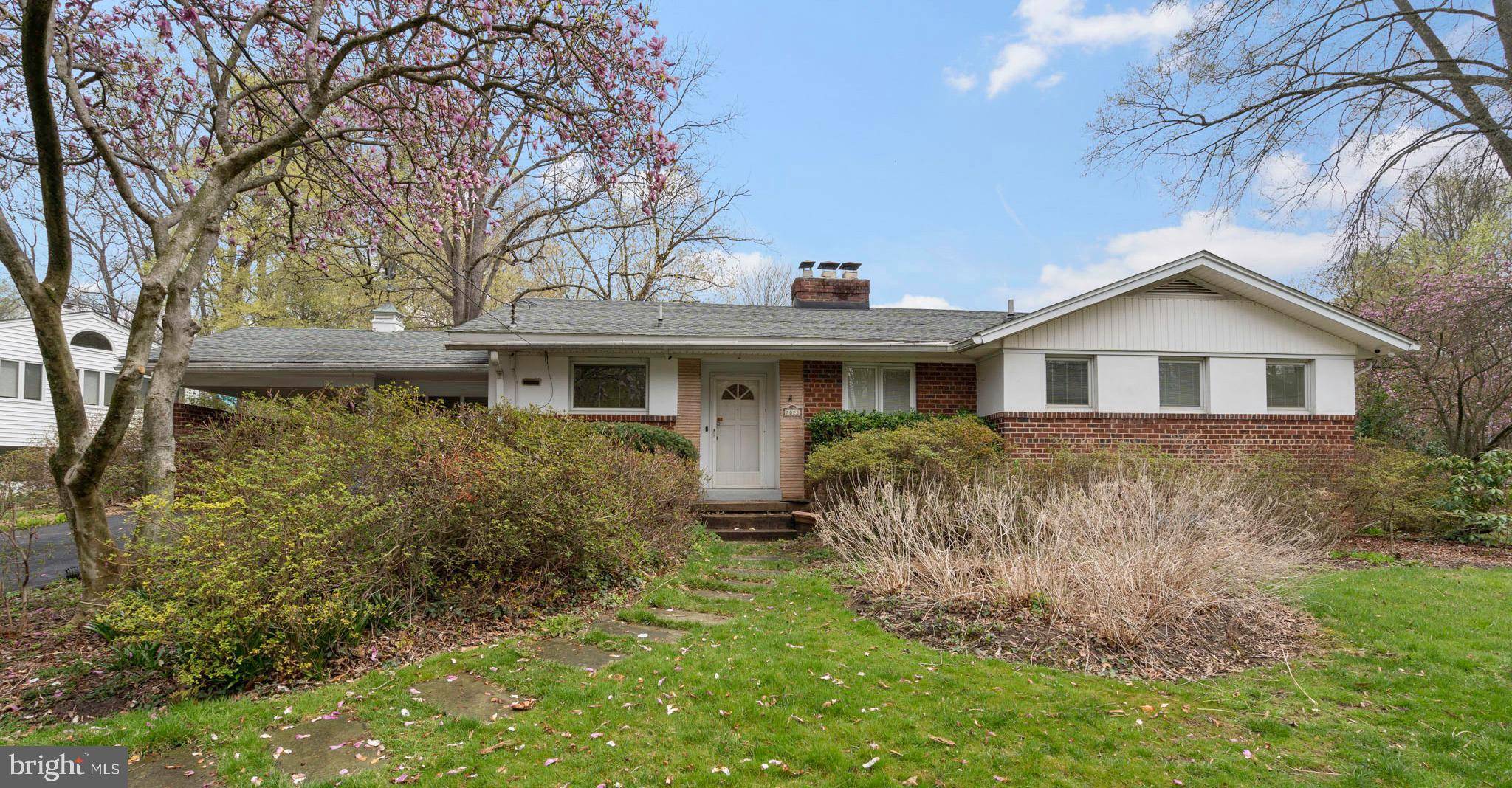 Bethesda, MD 20817,7025 SELKIRK DR