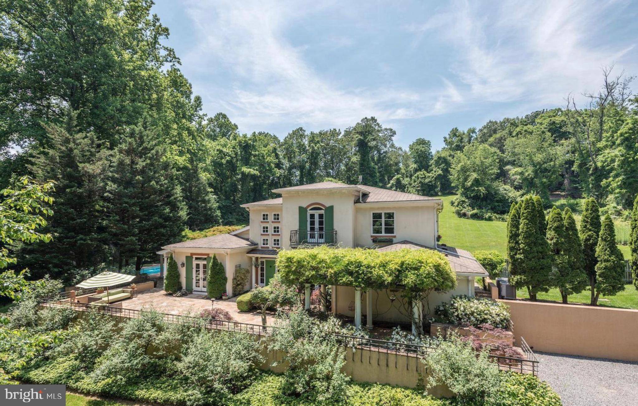 Mclean, VA 22102,1127 BELLVIEW RD