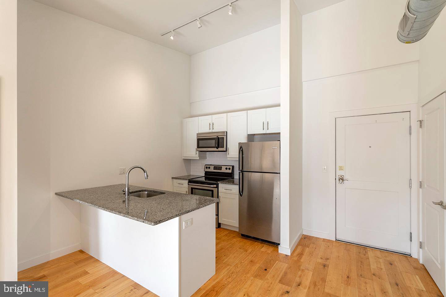 Philadelphia, PA 19106,224 CHURCH ST #STUDIO