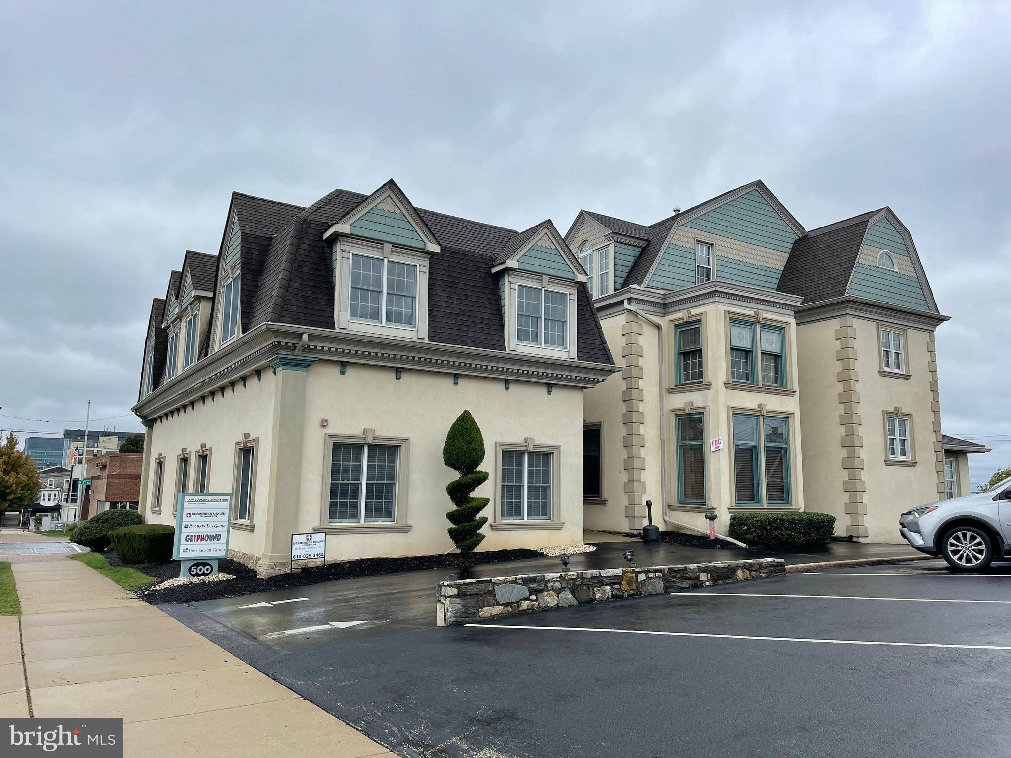 Conshohocken, PA 19428,500 FAYETTE ST #202