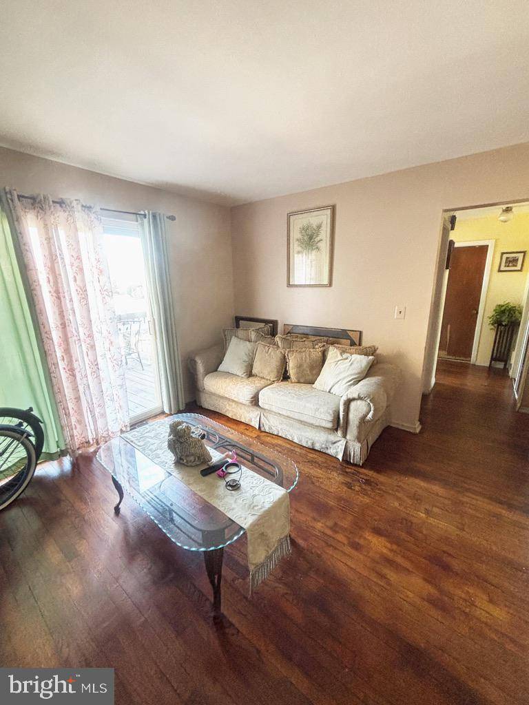 Ventnor City, NJ 08406,813 DUDLEY CT