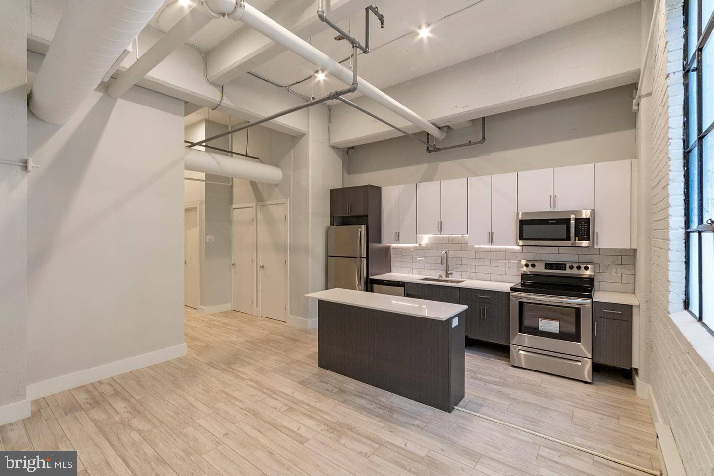 Philadelphia, PA 19147,412-26 S 13TH ST #UNIT 105