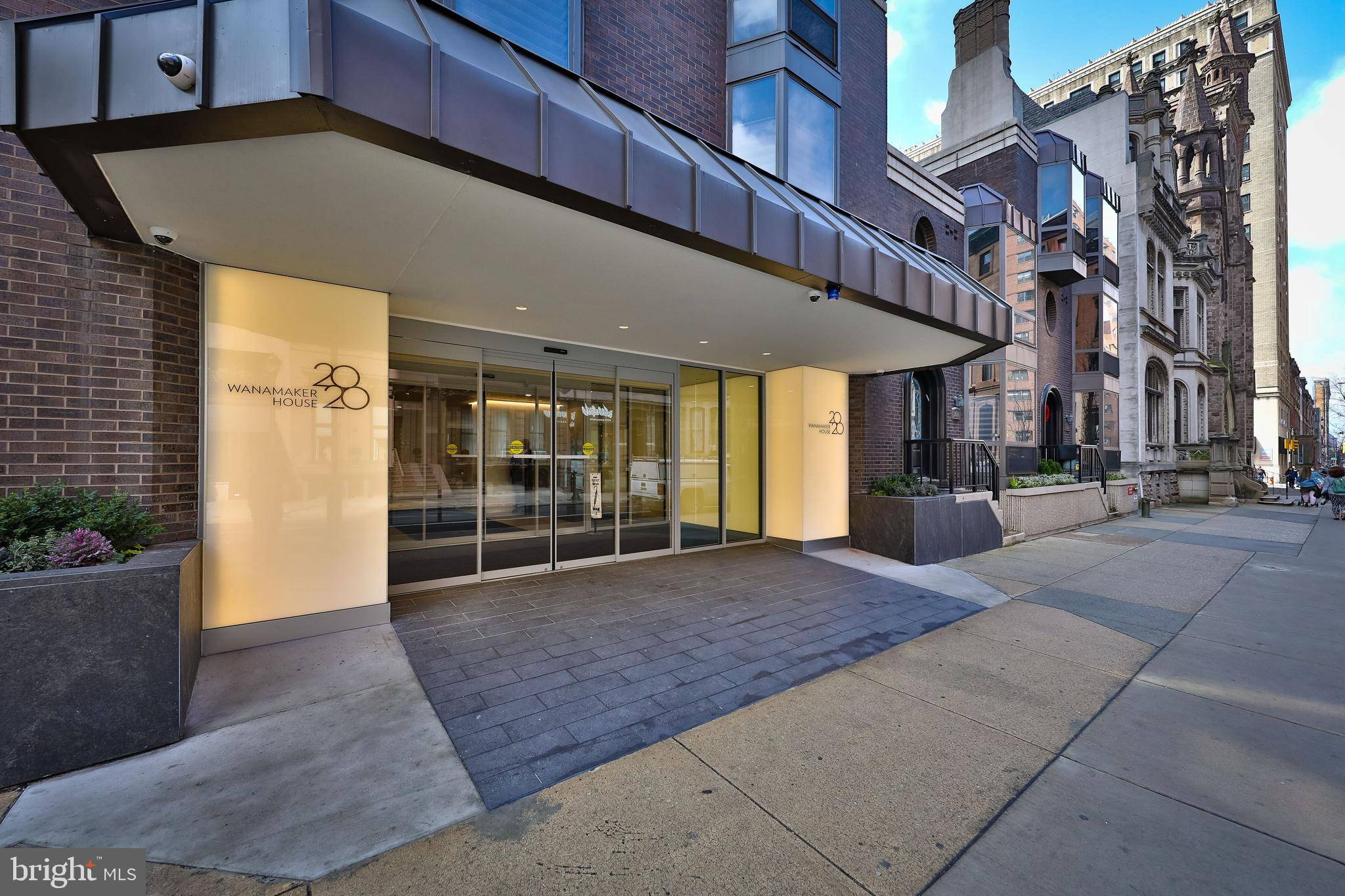 Philadelphia, PA 19103,2018-32 WALNUT ST #10B
